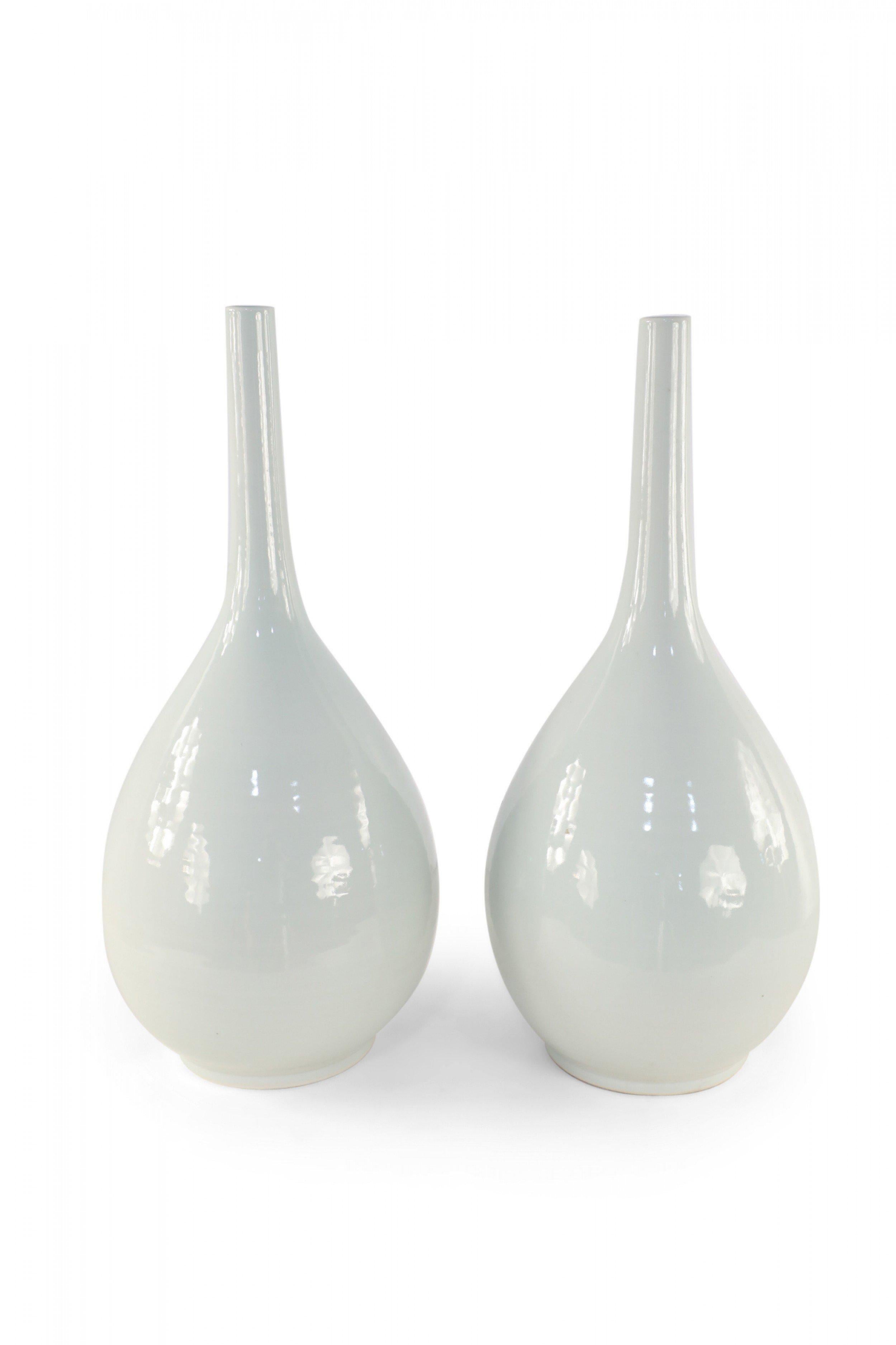 20th Century Pair of Chinese White Porcelain Gall Bladder Vases For Sale