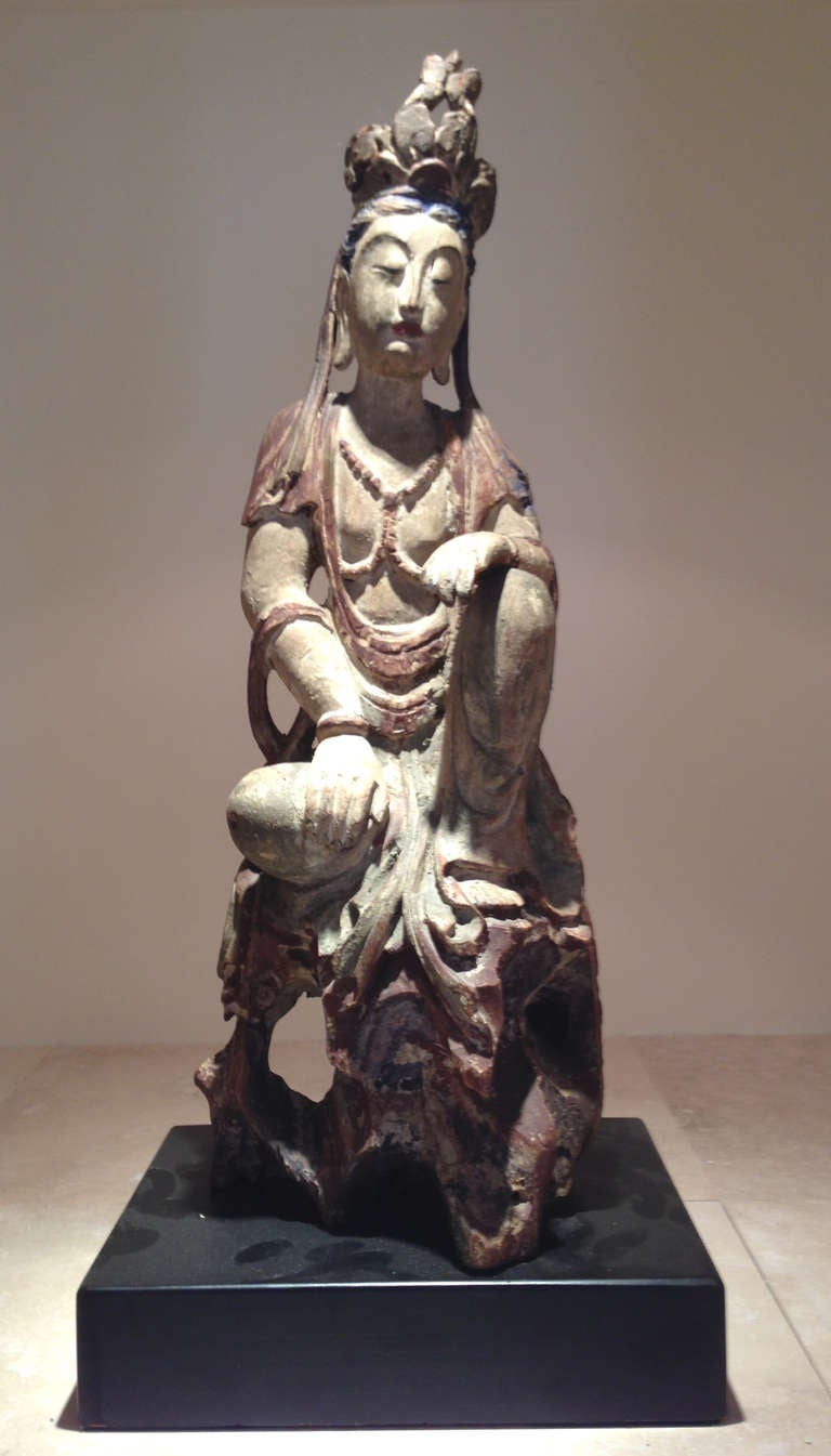Pair of Chinese Wood Statues of Guanyin For Sale 1