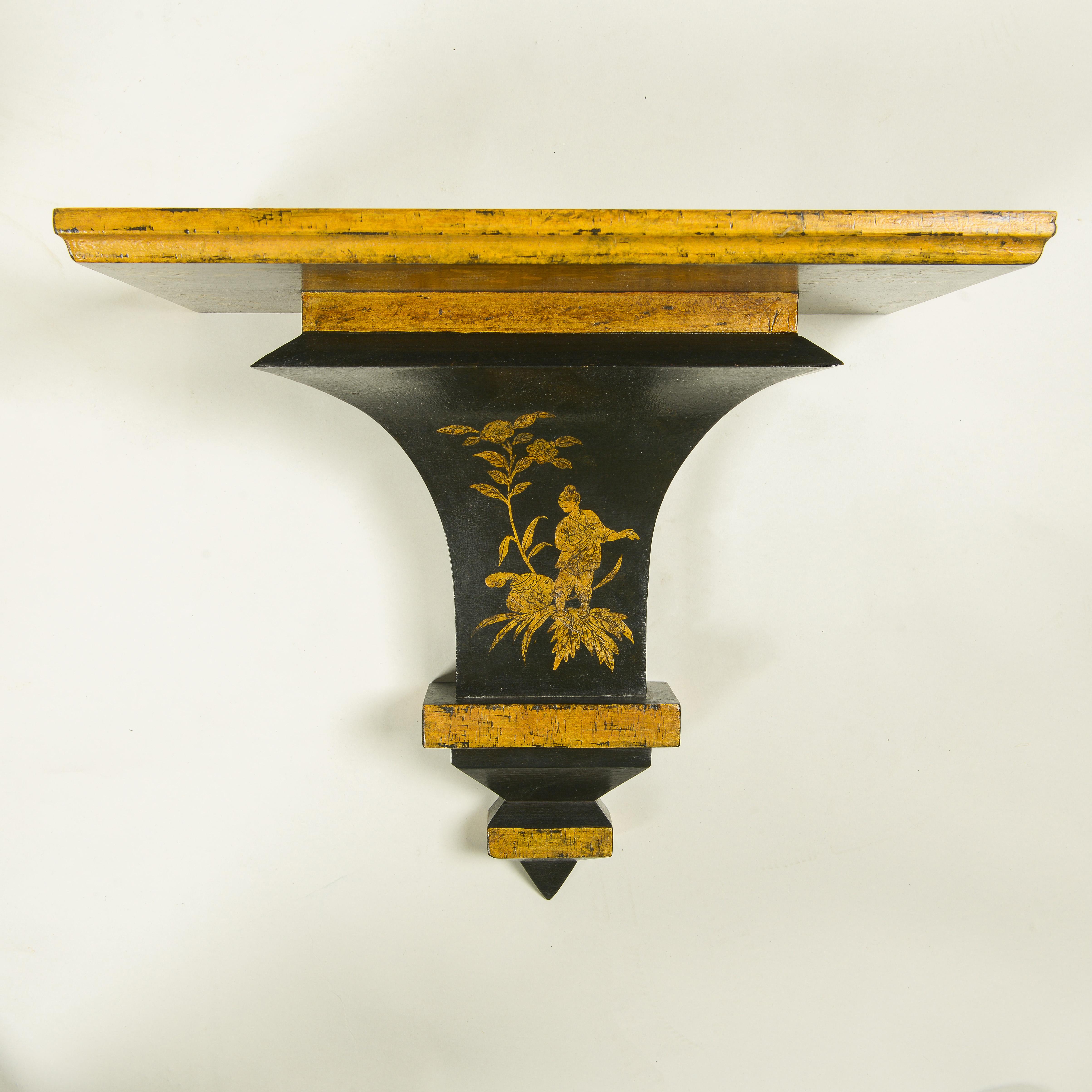 Pair of Chinoiserie Black and Gilt Brackets For Sale 1