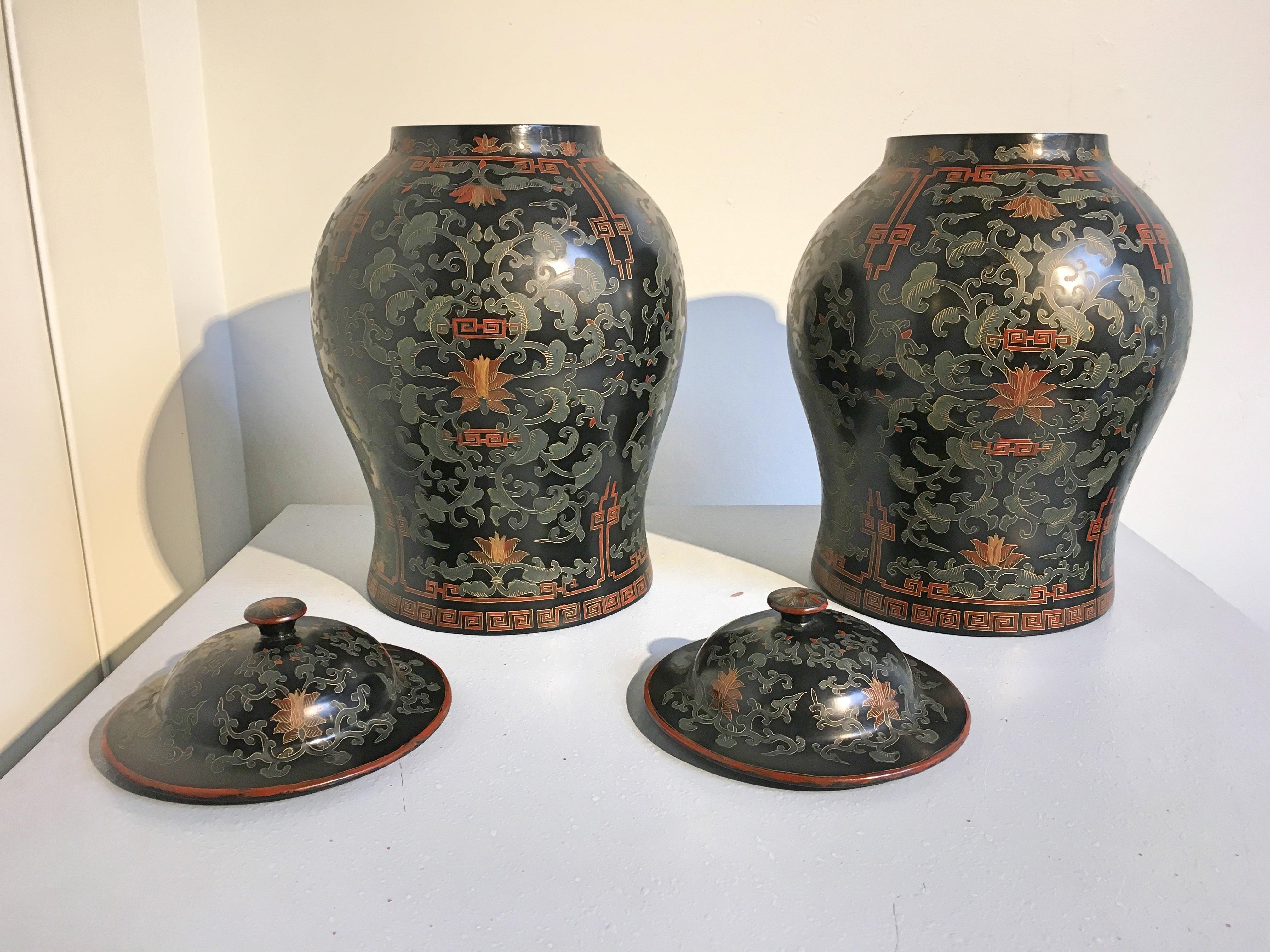Lacquered Pair of Chinoiserie Black Lacquer Painted Covered Temple Jars, circa 1980s