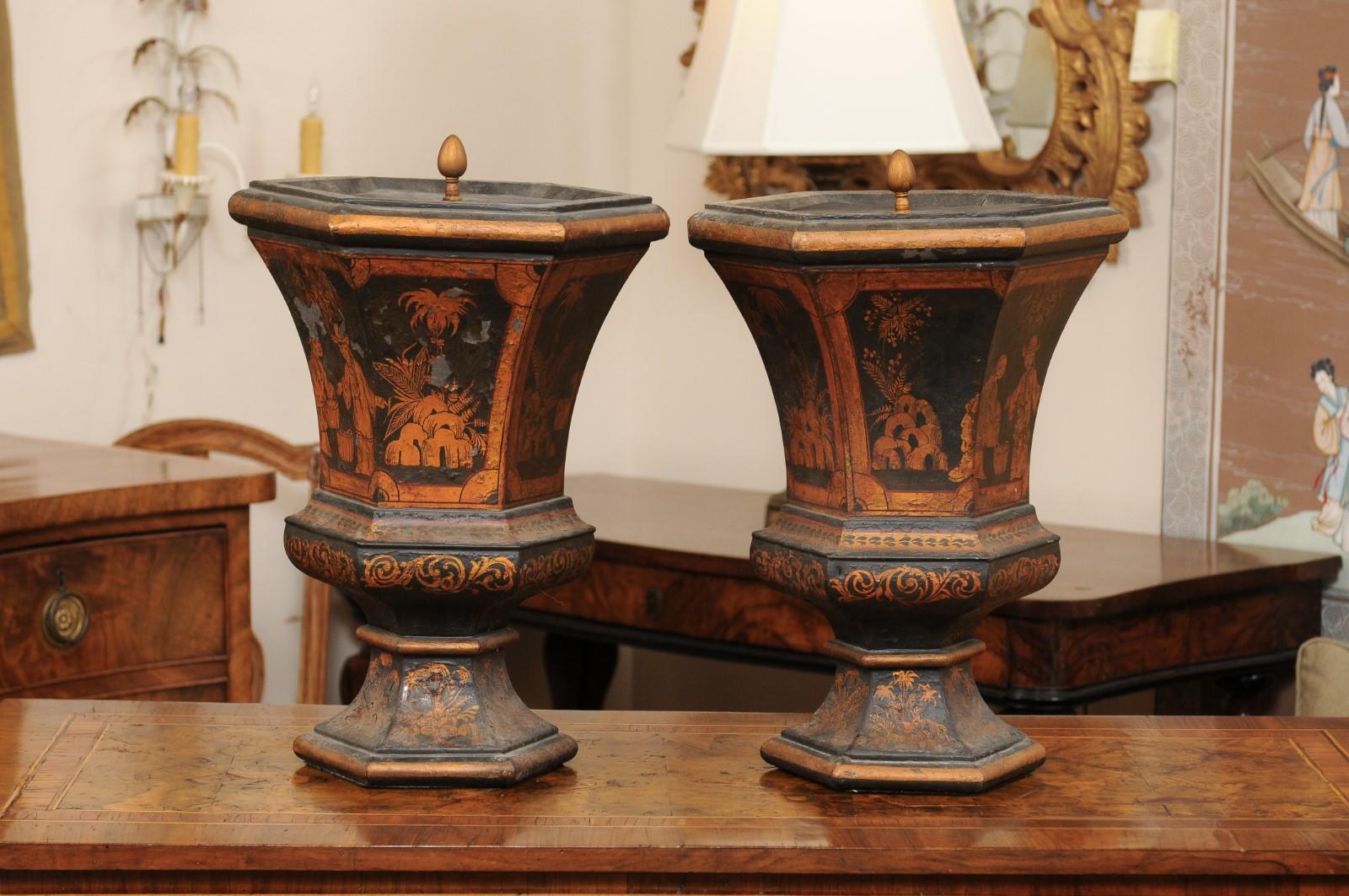 Pair of Chinoiserie Decorated Tole Urns, Late 19th Century For Sale 6