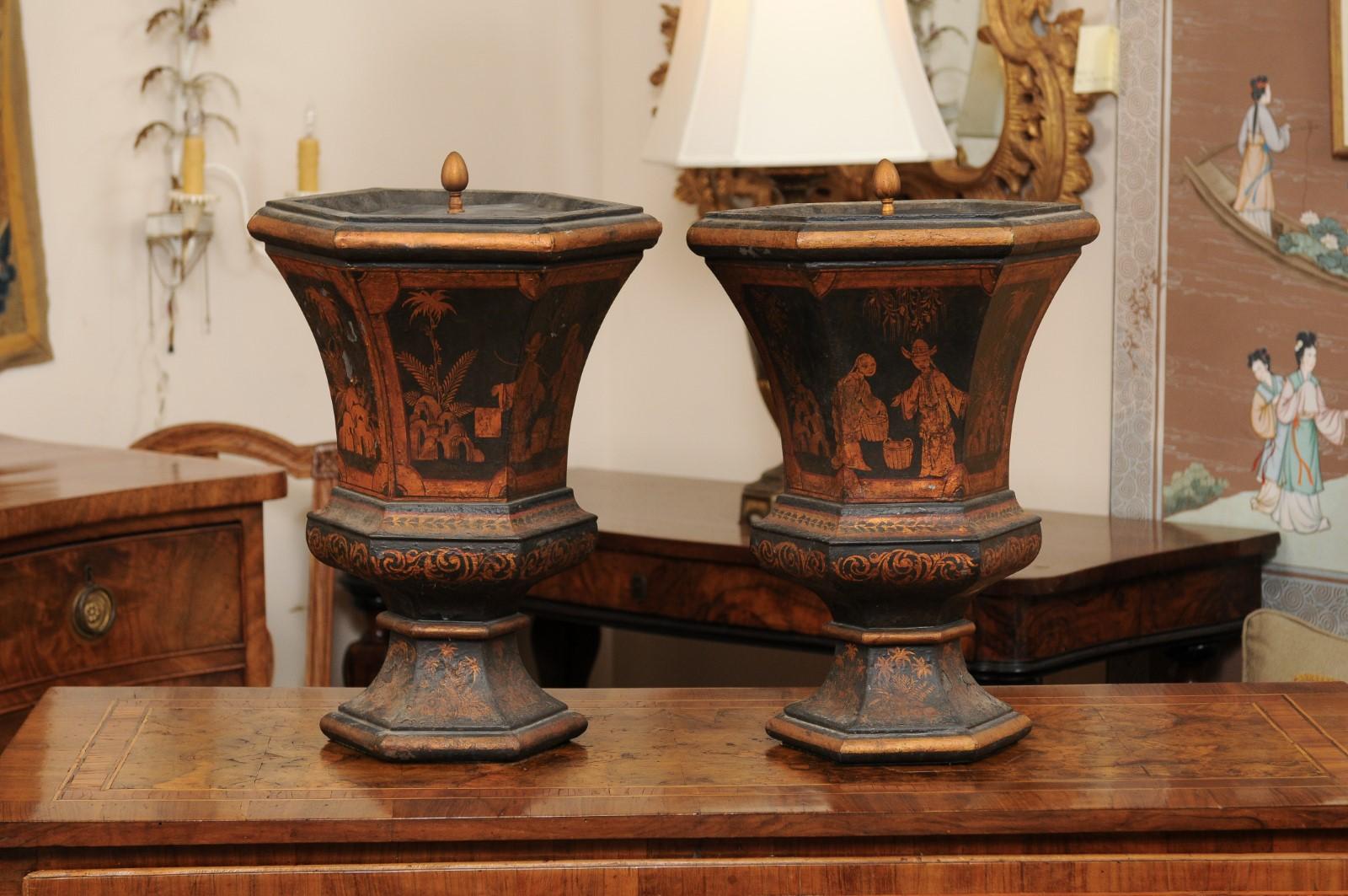 Pair of Chinoiserie Decorated Tole Urns, Late 19th Century For Sale 3