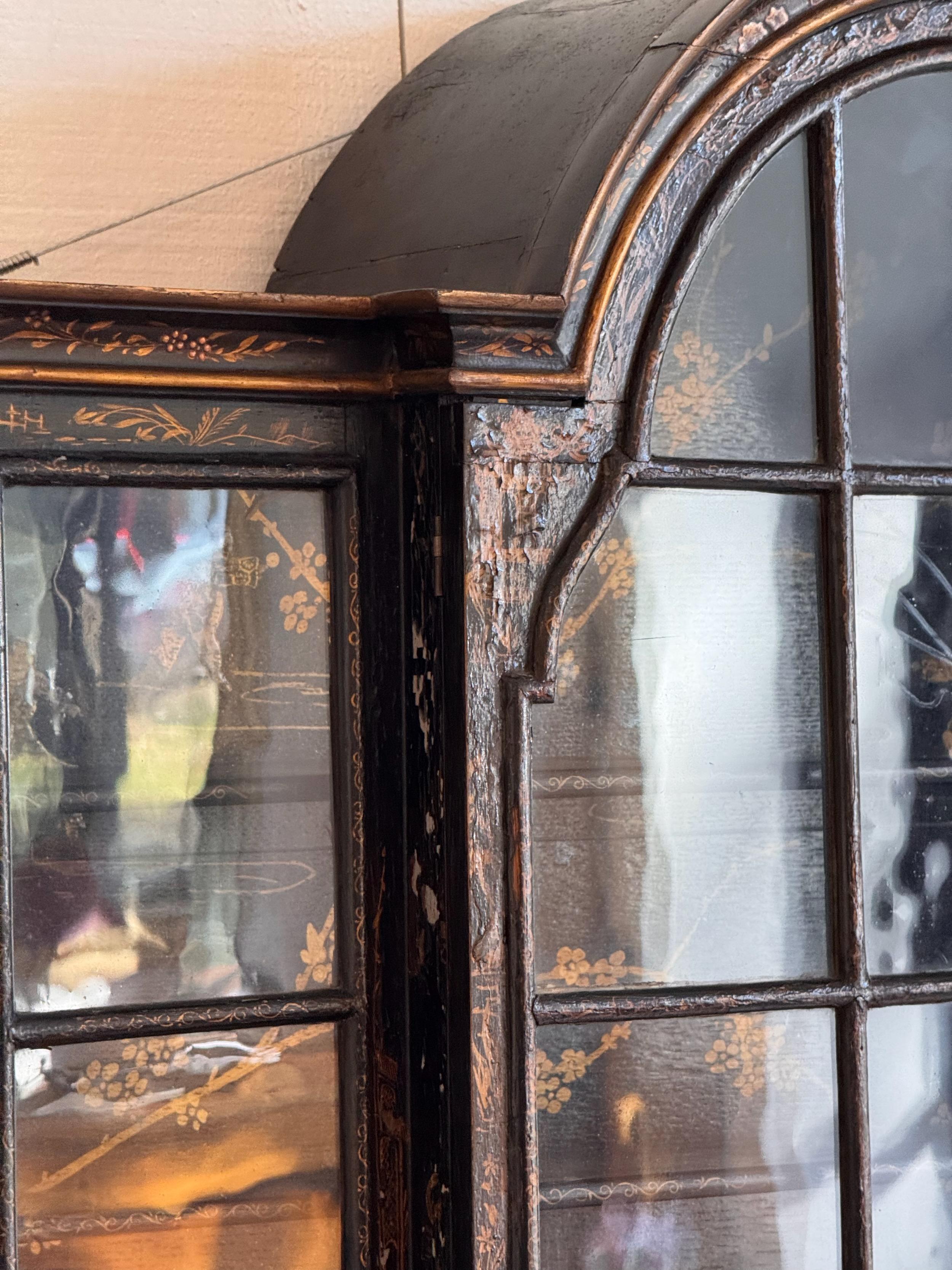 Pair of Chinoiserie Hanging Cabinets 2
