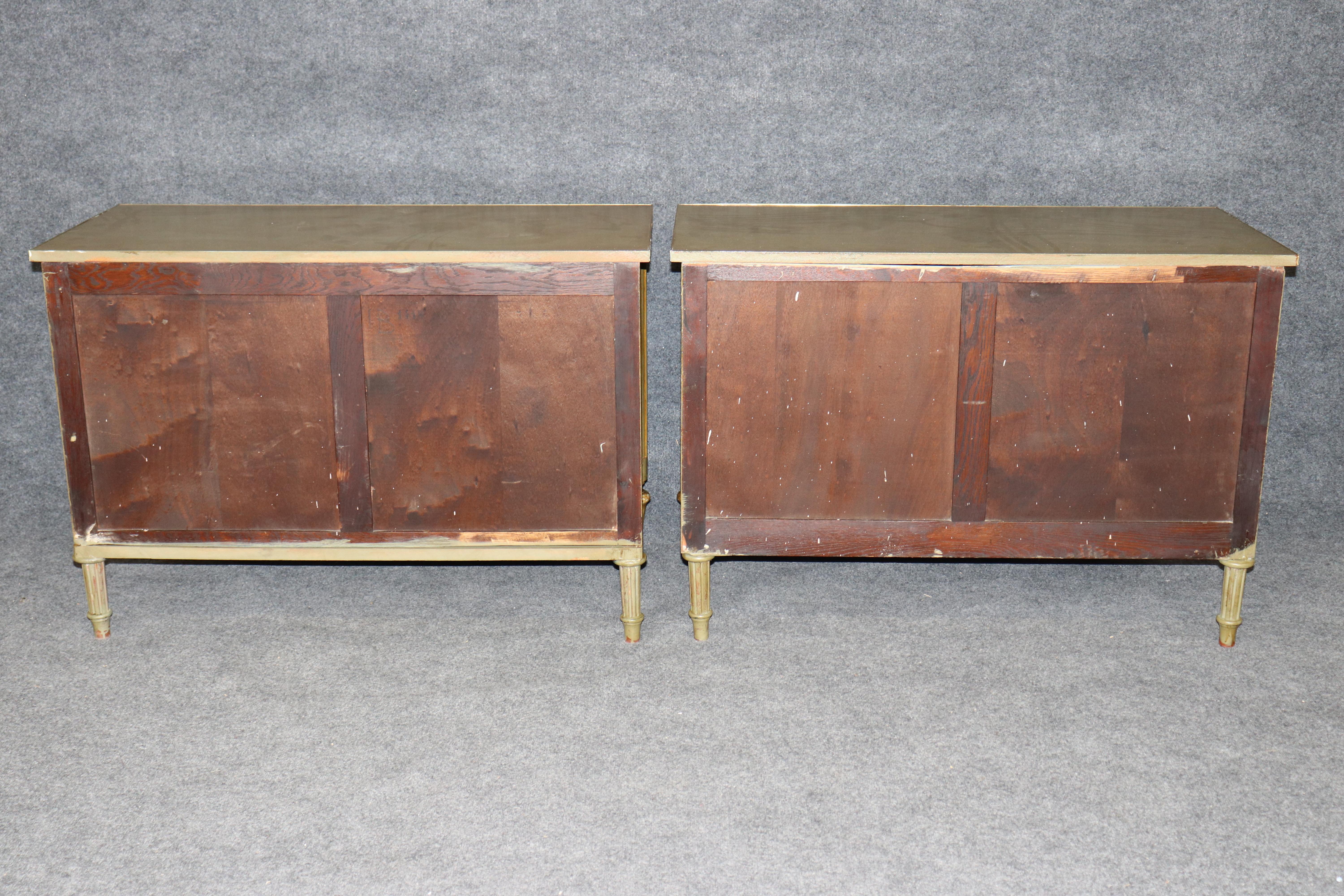 Pair of Chinoiserie Maison Jansen Attributed French Directoire Commodes en vente 10