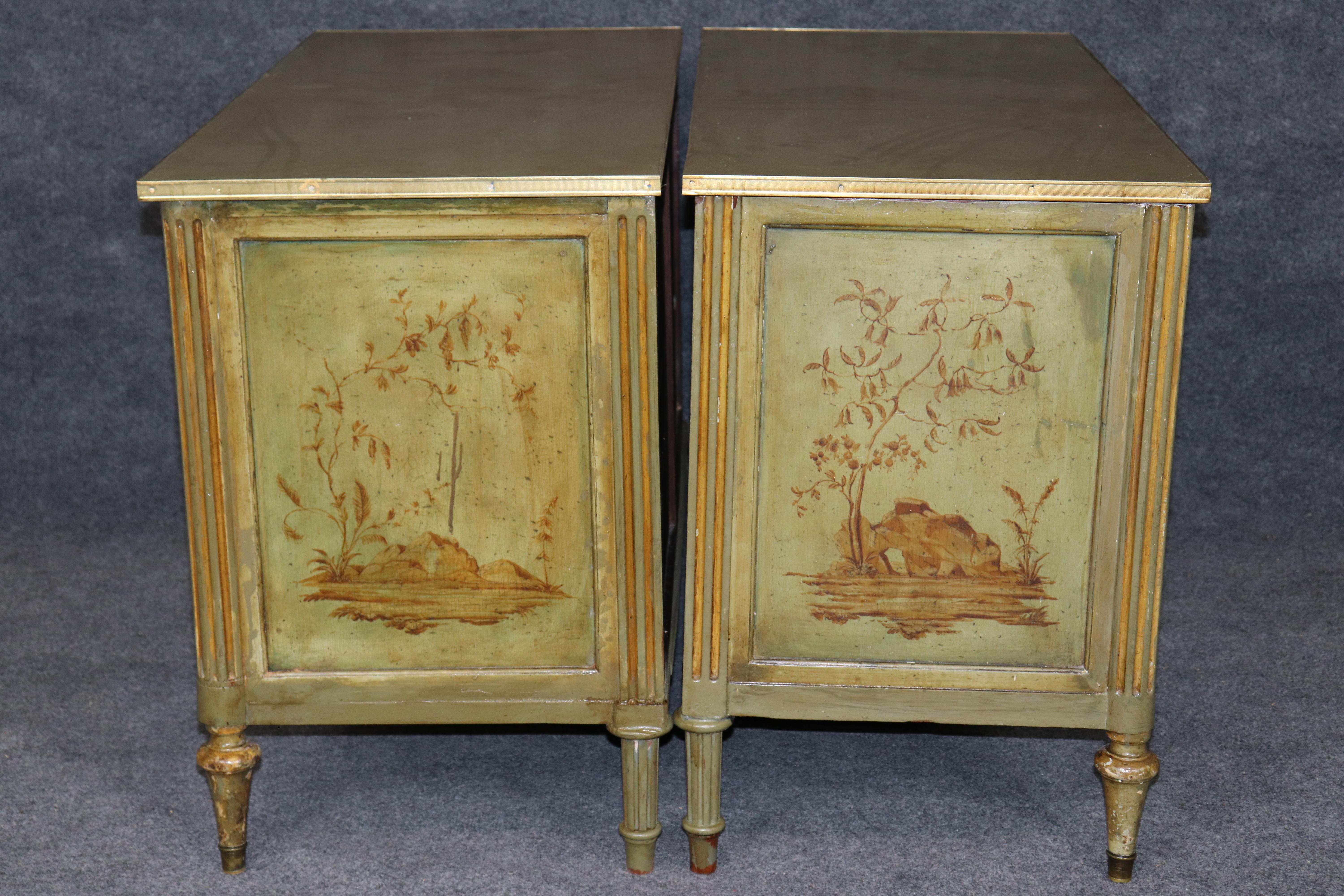 Français Pair of Chinoiserie Maison Jansen Attributed French Directoire Commodes en vente