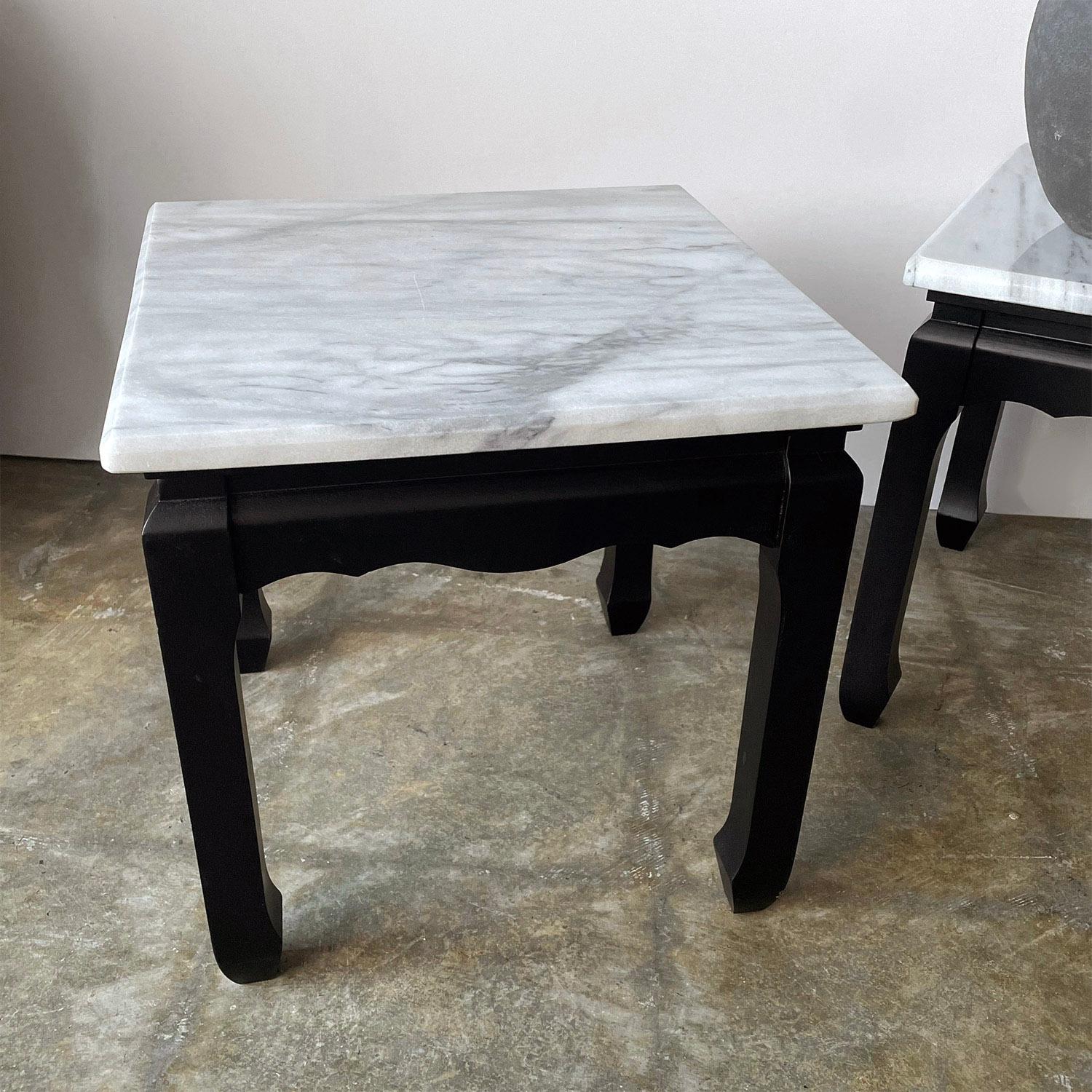 Pair of Chinoiserie Marble Side End Tables  In Good Condition For Sale In Los Angeles, CA