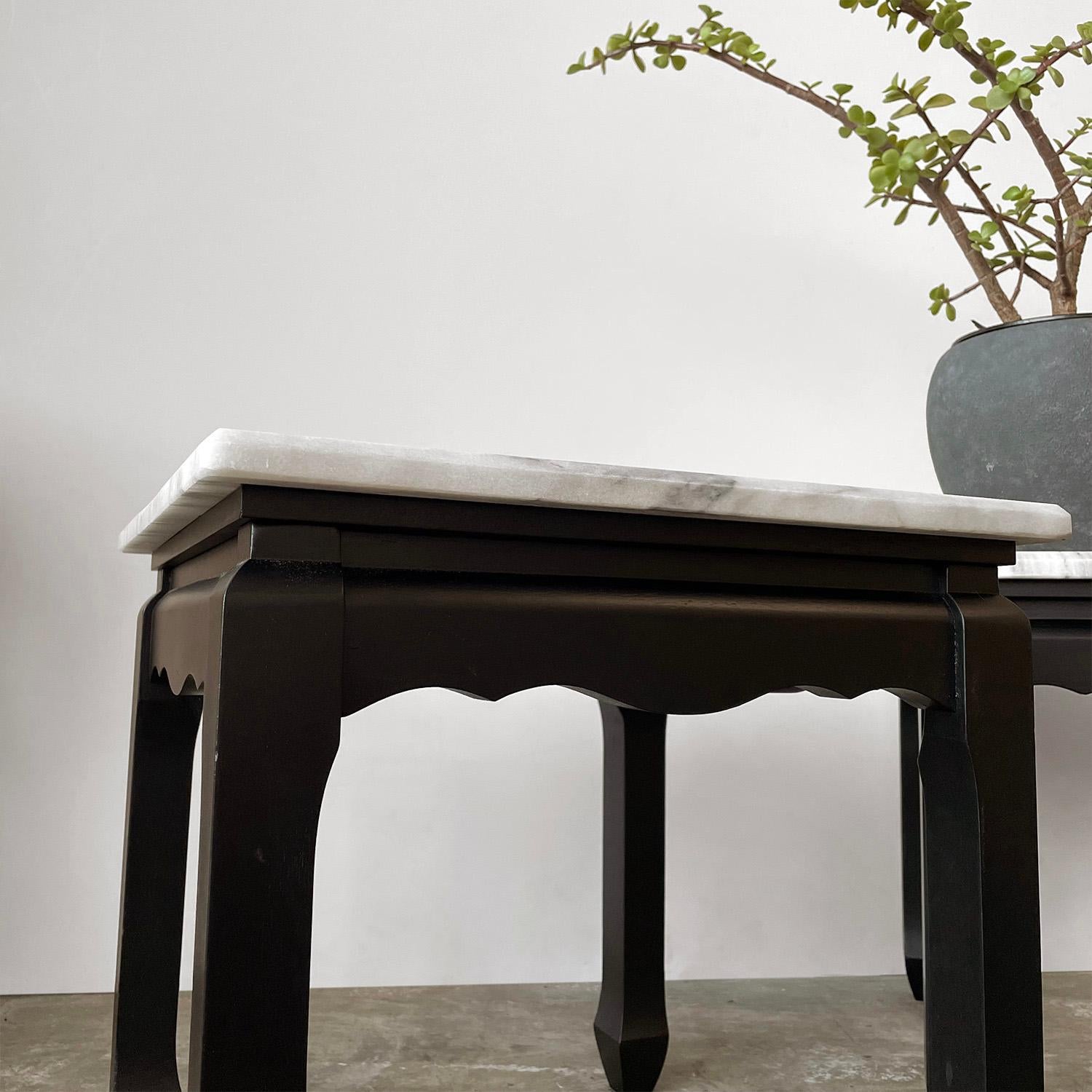 20th Century Pair of Chinoiserie Marble Side End Tables  For Sale
