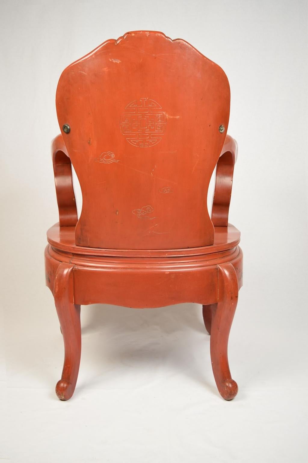 Pair of Chinoiserie Red Lacquered Wood Thrones In Excellent Condition For Sale In Antwerpen, BE