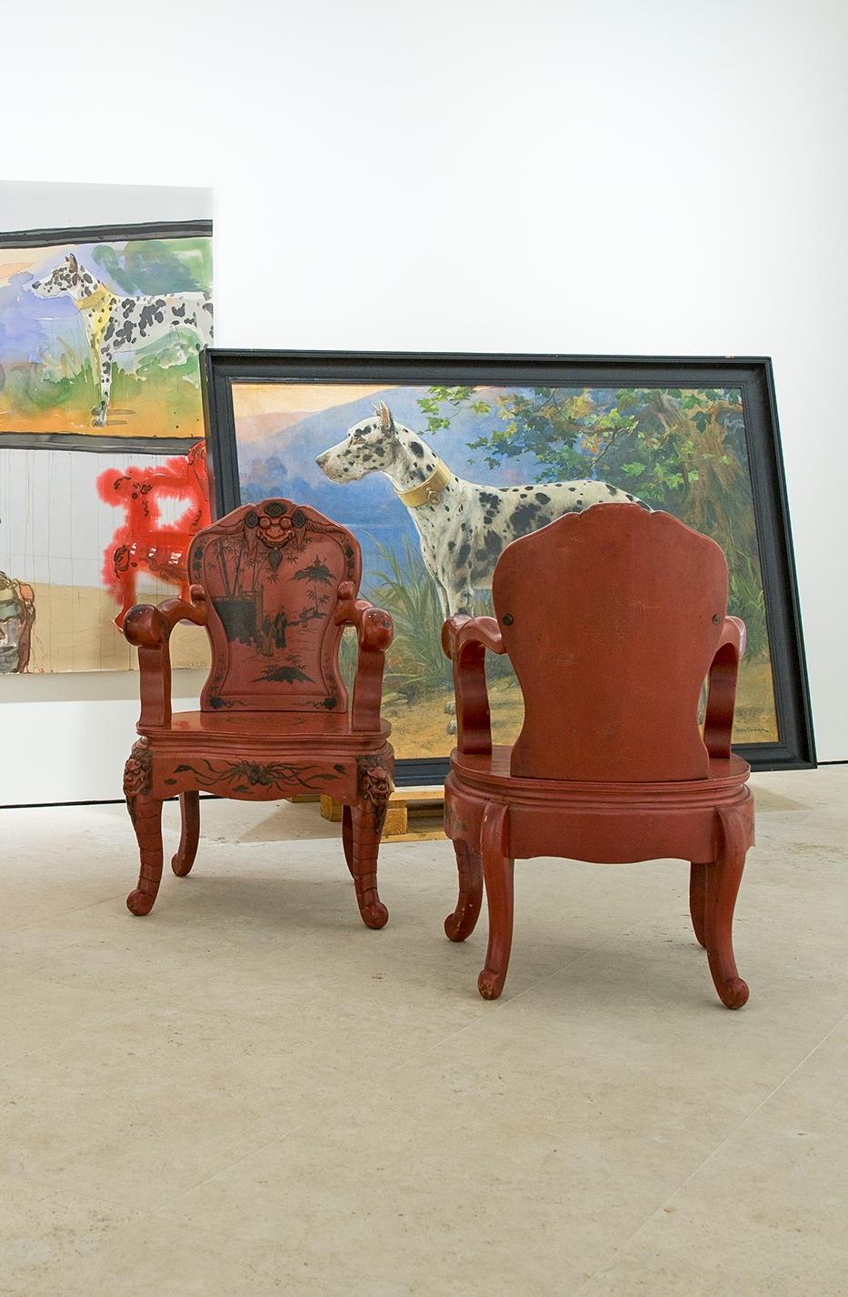 Pair of Chinoiserie Red Lacquered Wood Thrones For Sale 1