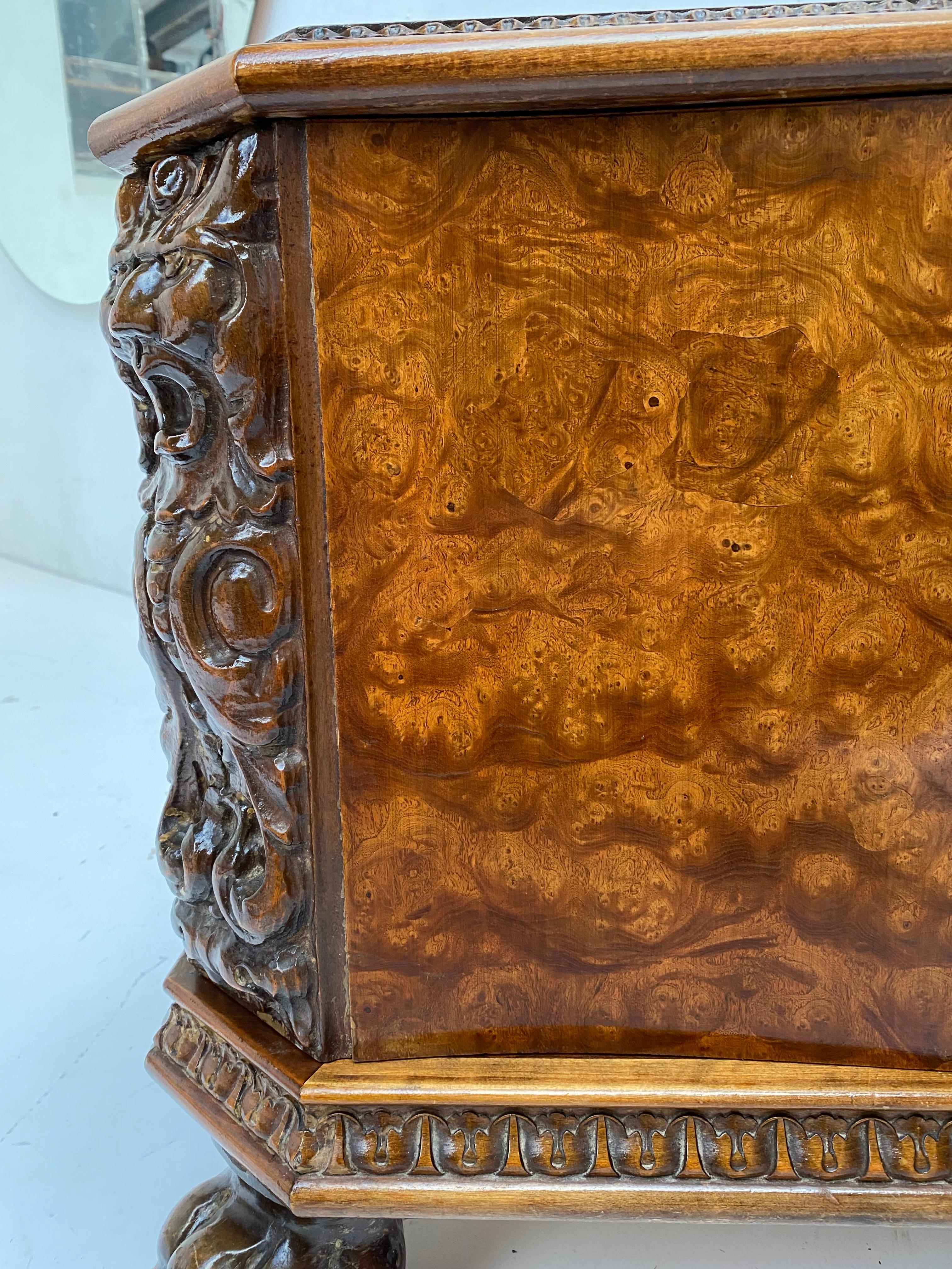 Pair of Chippendale Baroque Style Night Stands with Lion Claw Feet Carved Walnut For Sale 5