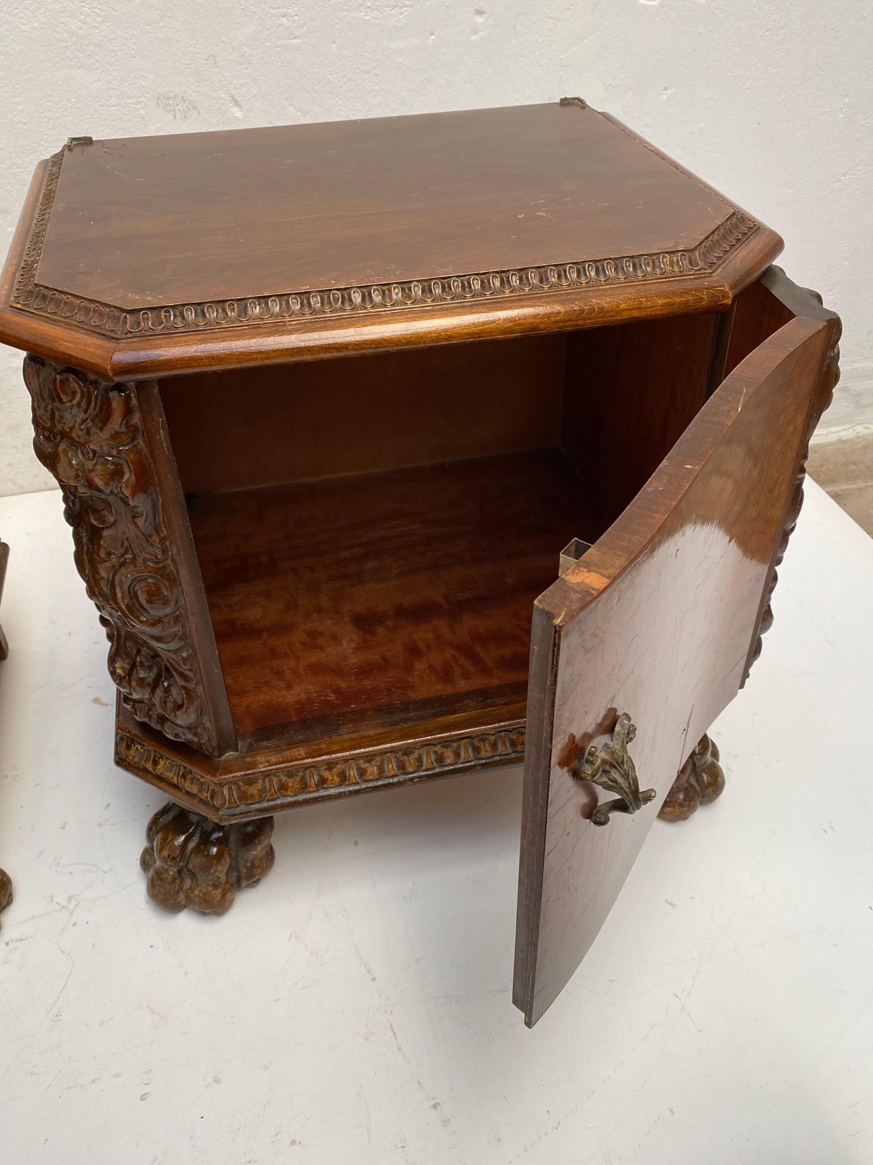 Pair of Chippendale Baroque Style Night Stands with Lion Claw Feet Carved Walnut For Sale 6