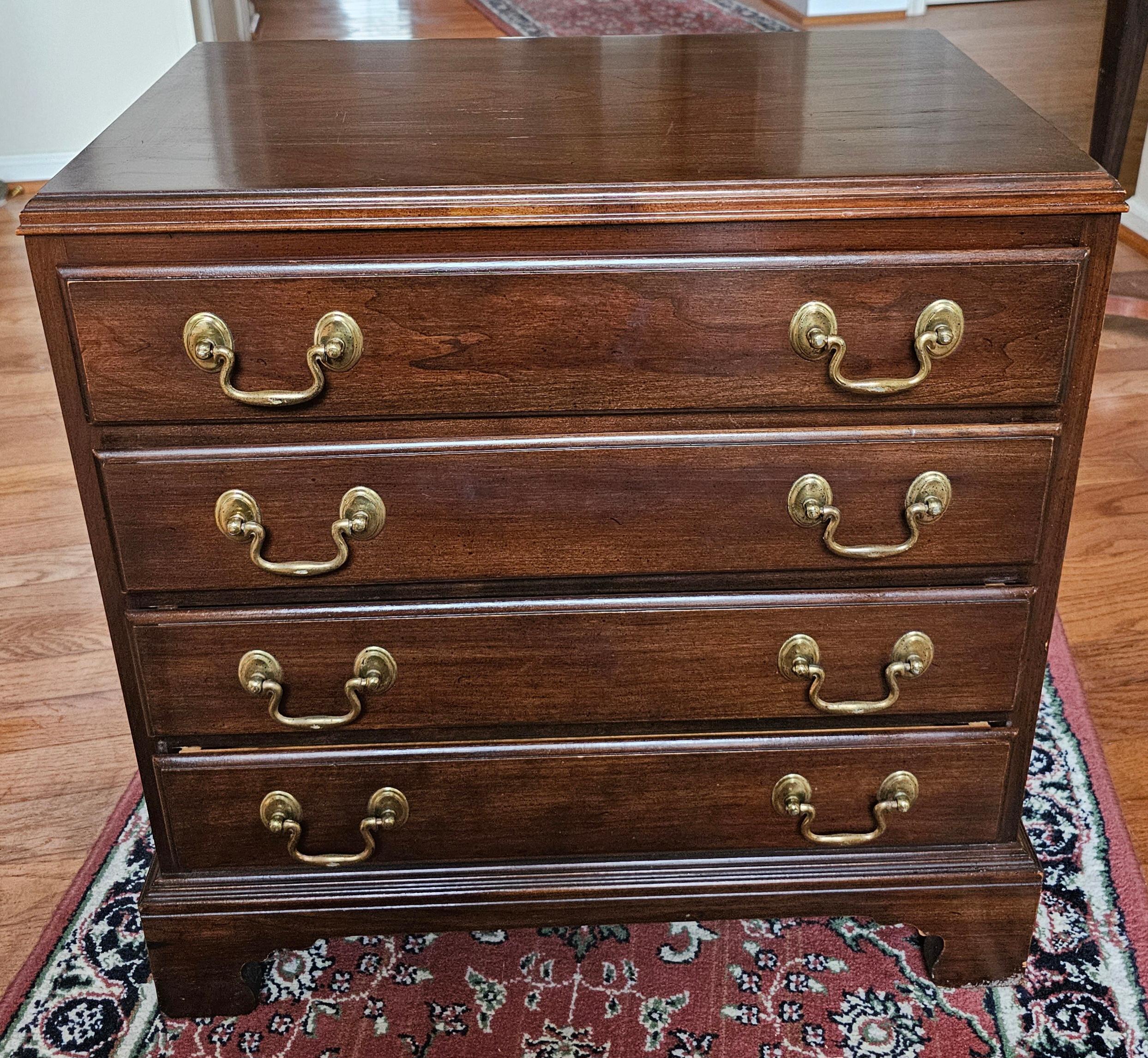 Pair of Chippendale Cherry Small Chest of Drawers / Nightstands For Sale 3