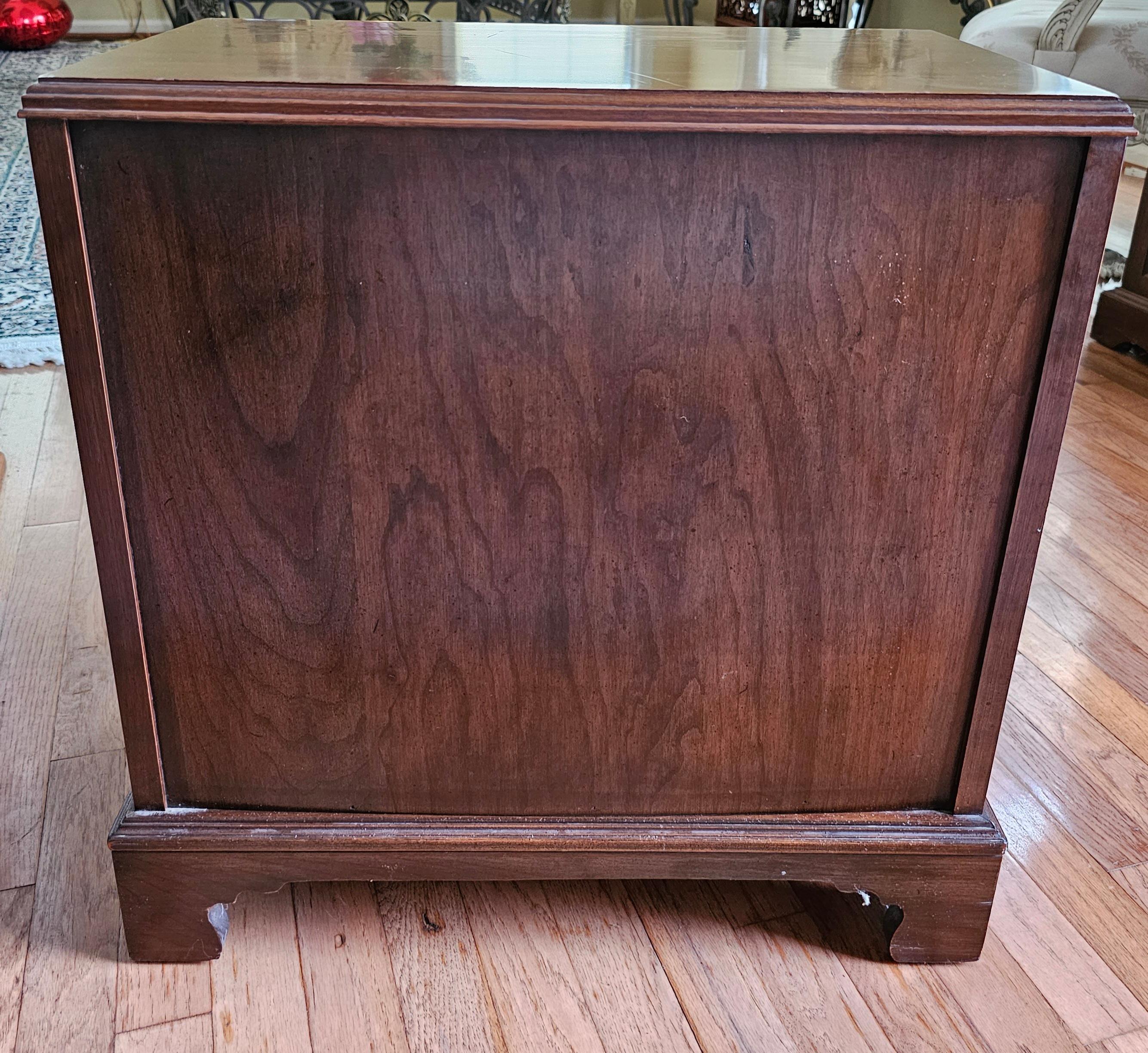 American Pair of Chippendale Cherry Small Chest of Drawers / Nightstands For Sale