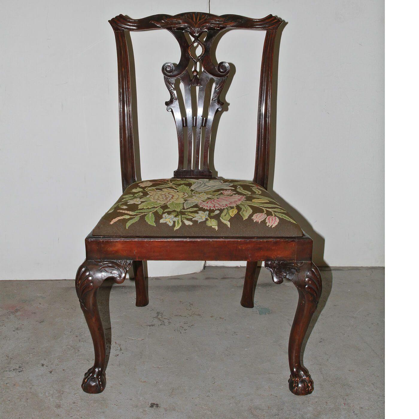 European Pair of Chippendale Mahogany Side Chairs For Sale