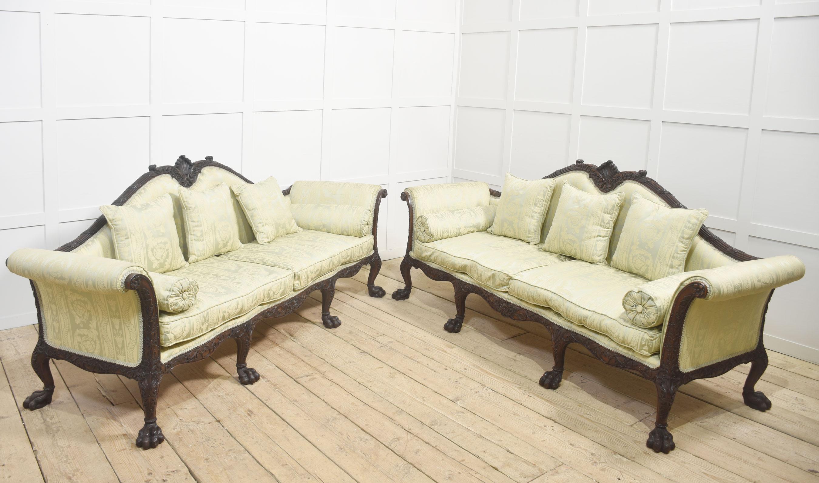 Pair of Chippendale revival settees For Sale 7
