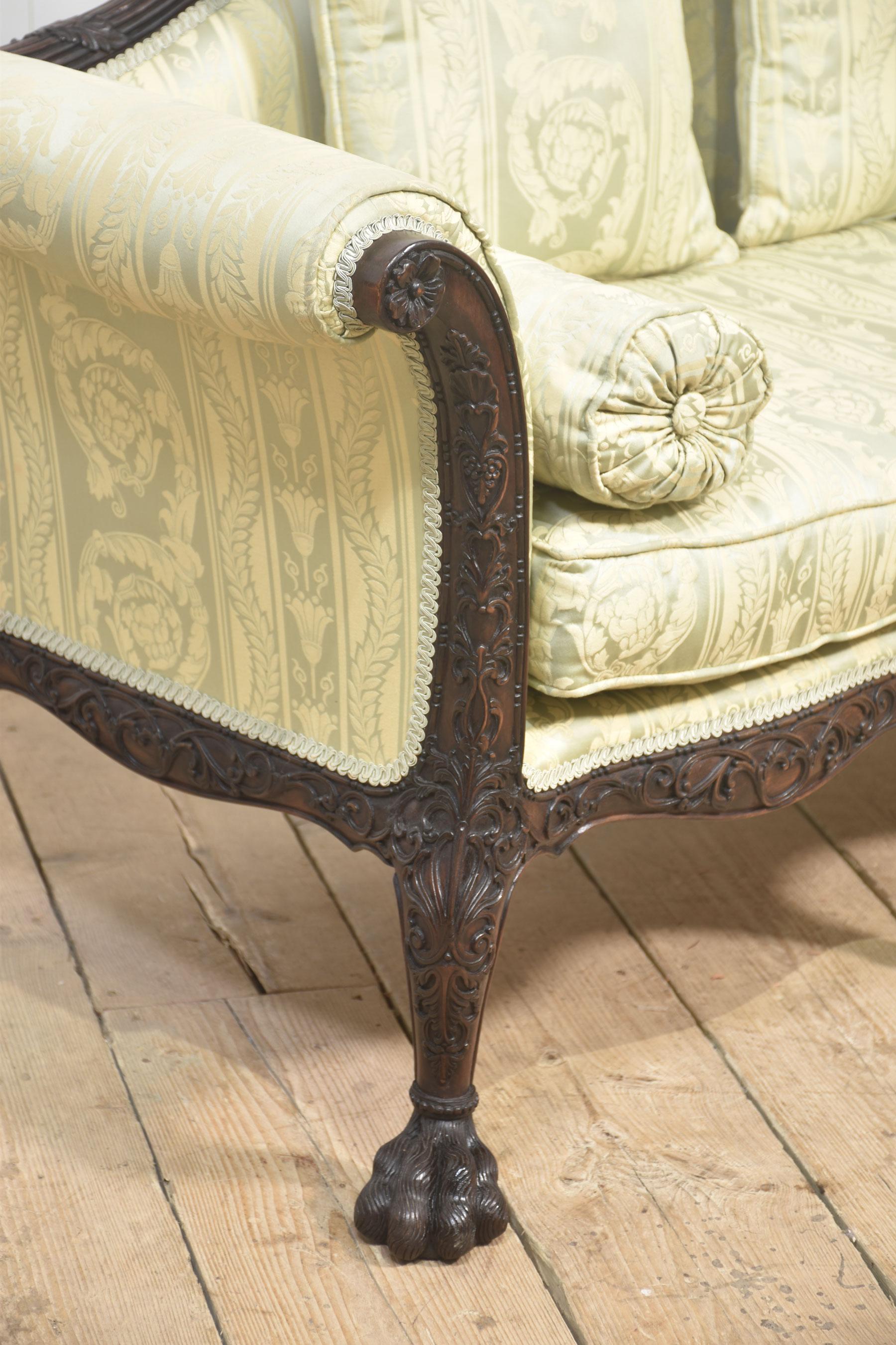 Pair of Chippendale revival settees For Sale 10