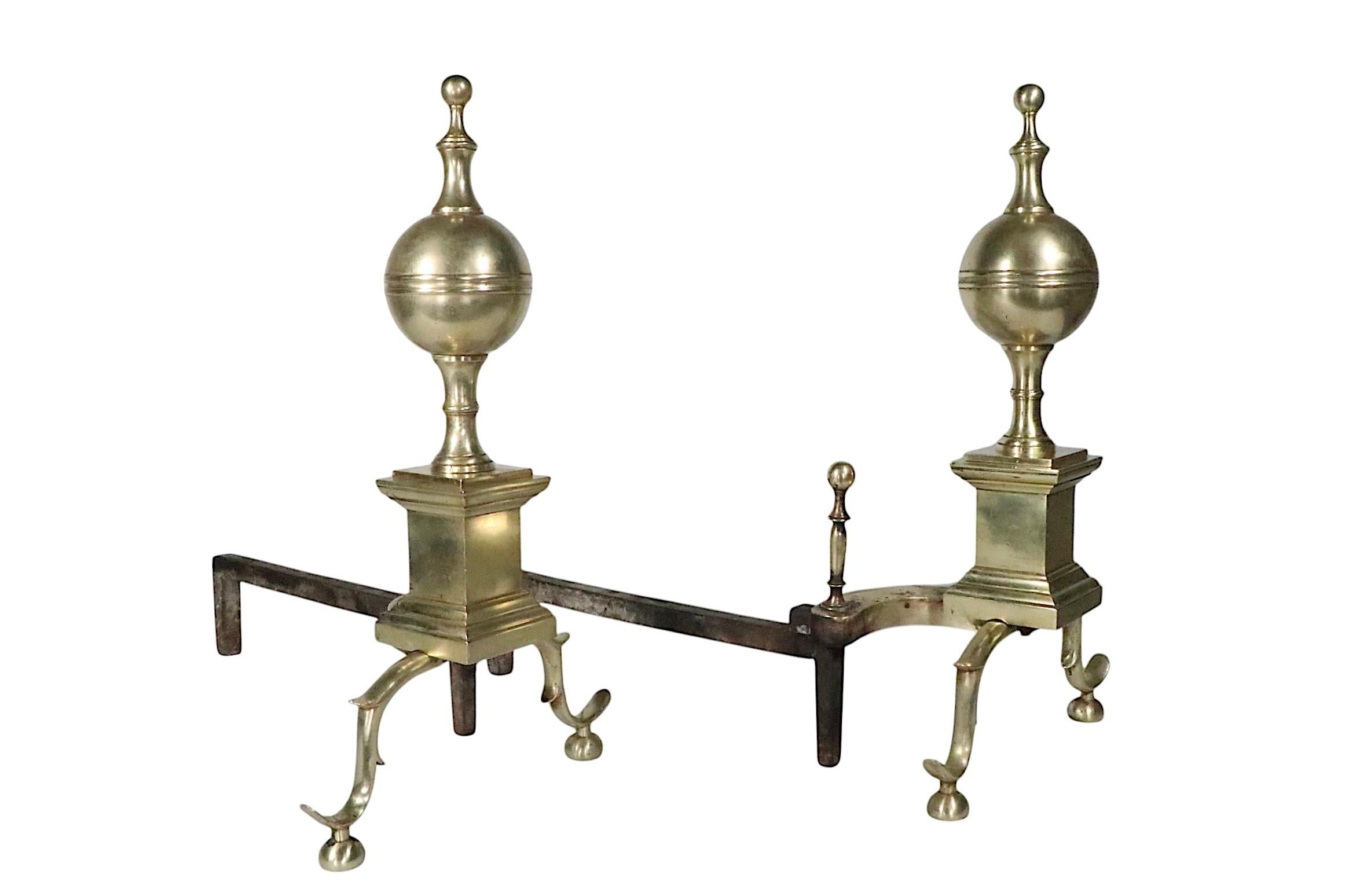 Paar Messing-Andirons im Chippendale-Stil, 1900/1930er Jahre im Angebot 6