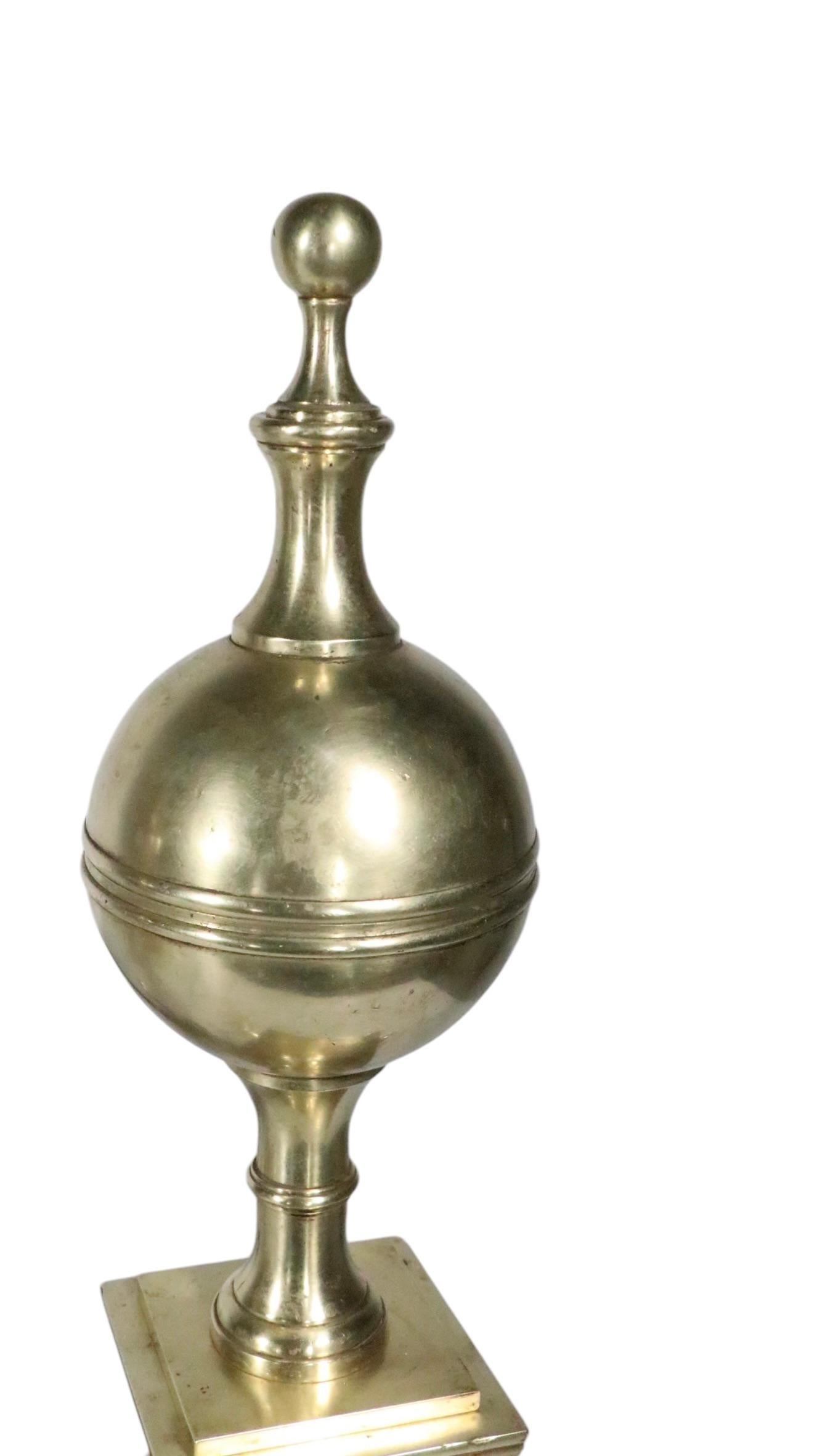 Paar Messing-Andirons im Chippendale-Stil, 1900/1930er Jahre im Angebot 14