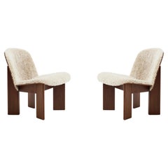 Pareja de sillas de salón cinceladas-Piel de oveja Mohawi 21/Nogal lacado para Hay