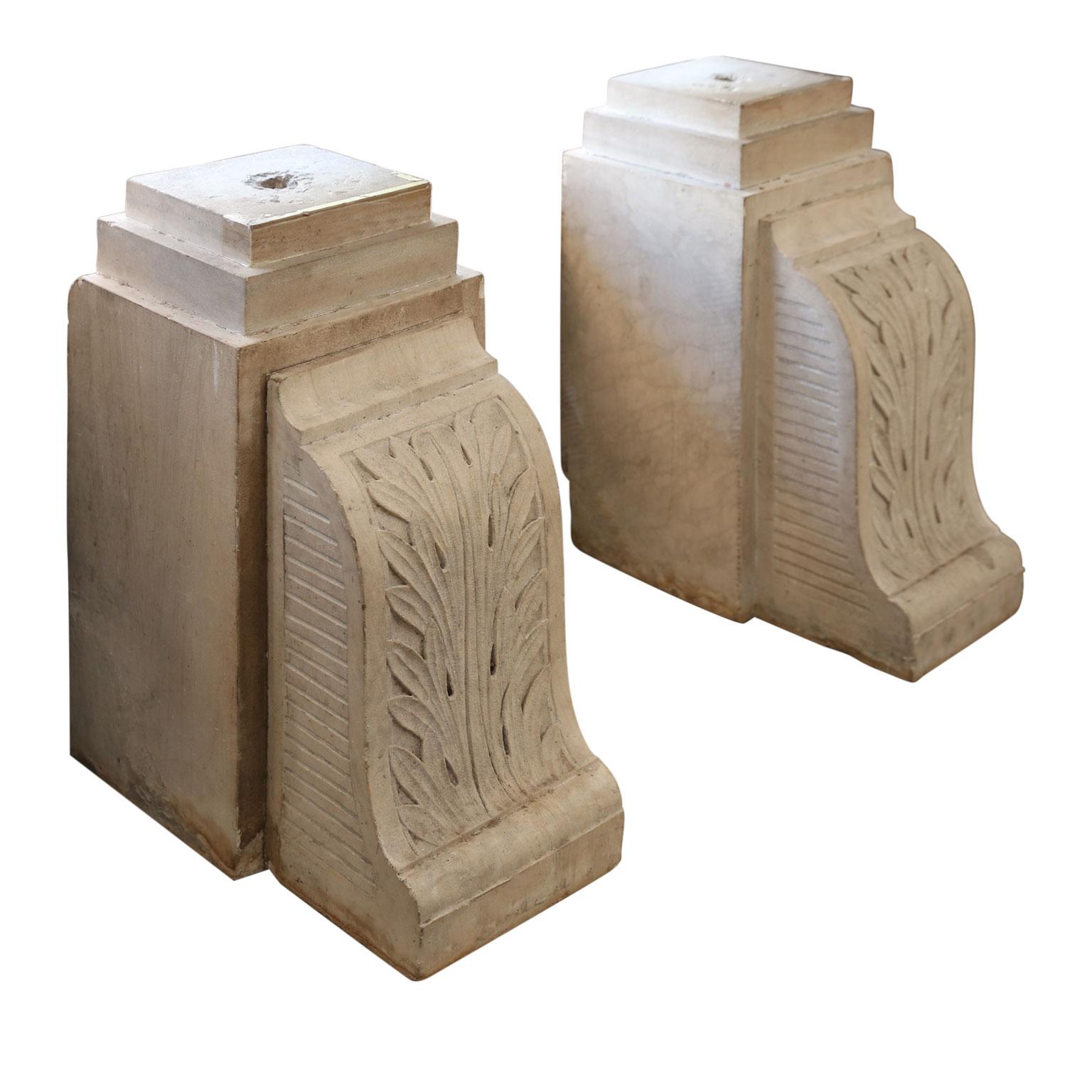 French Pair of Chiseled Light Gray Limestone Corbels For Sale