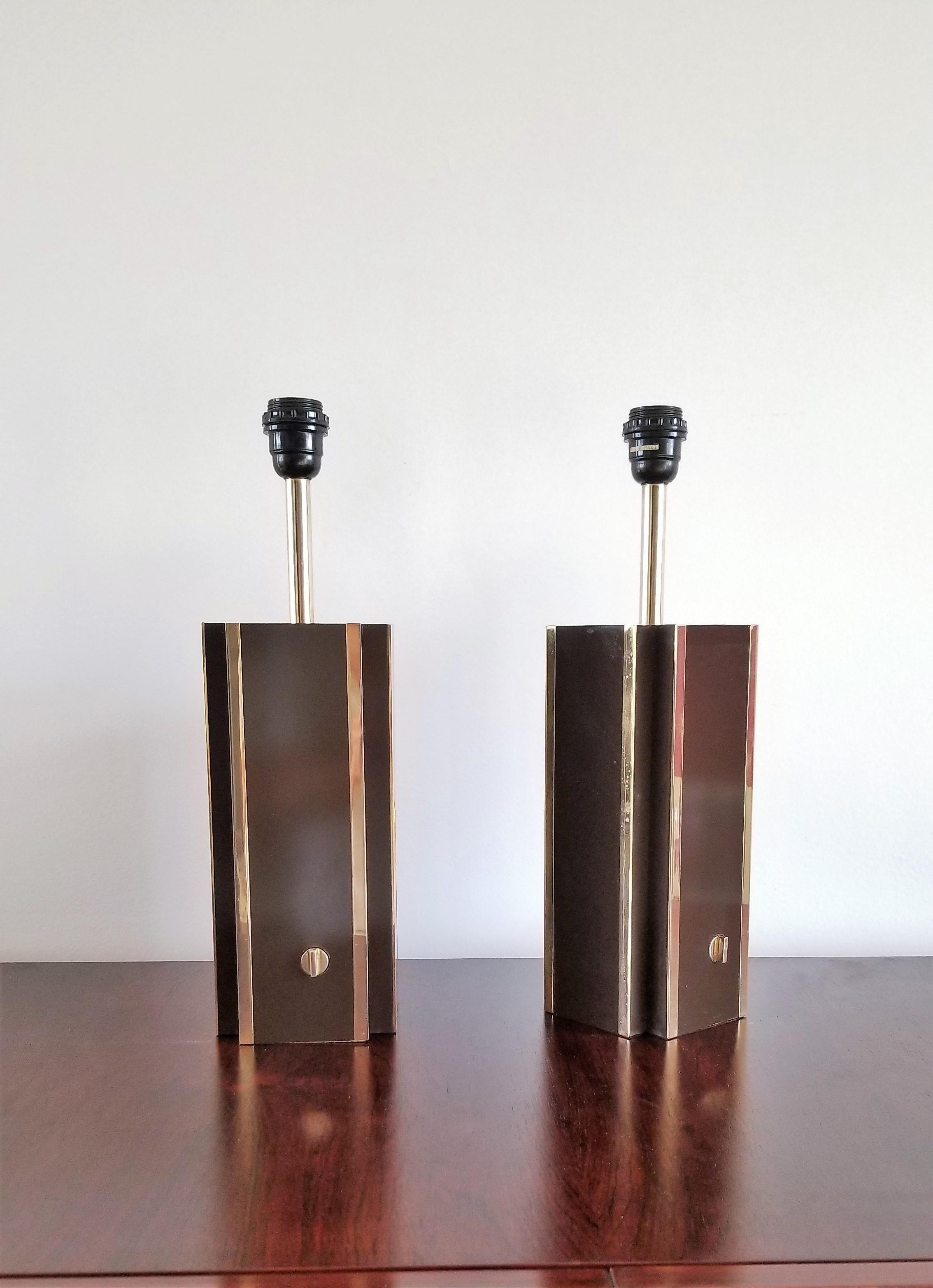 Late 20th Century Pair of Chocolate Laminate Table Lamps with Brass Accents, France, 1970s