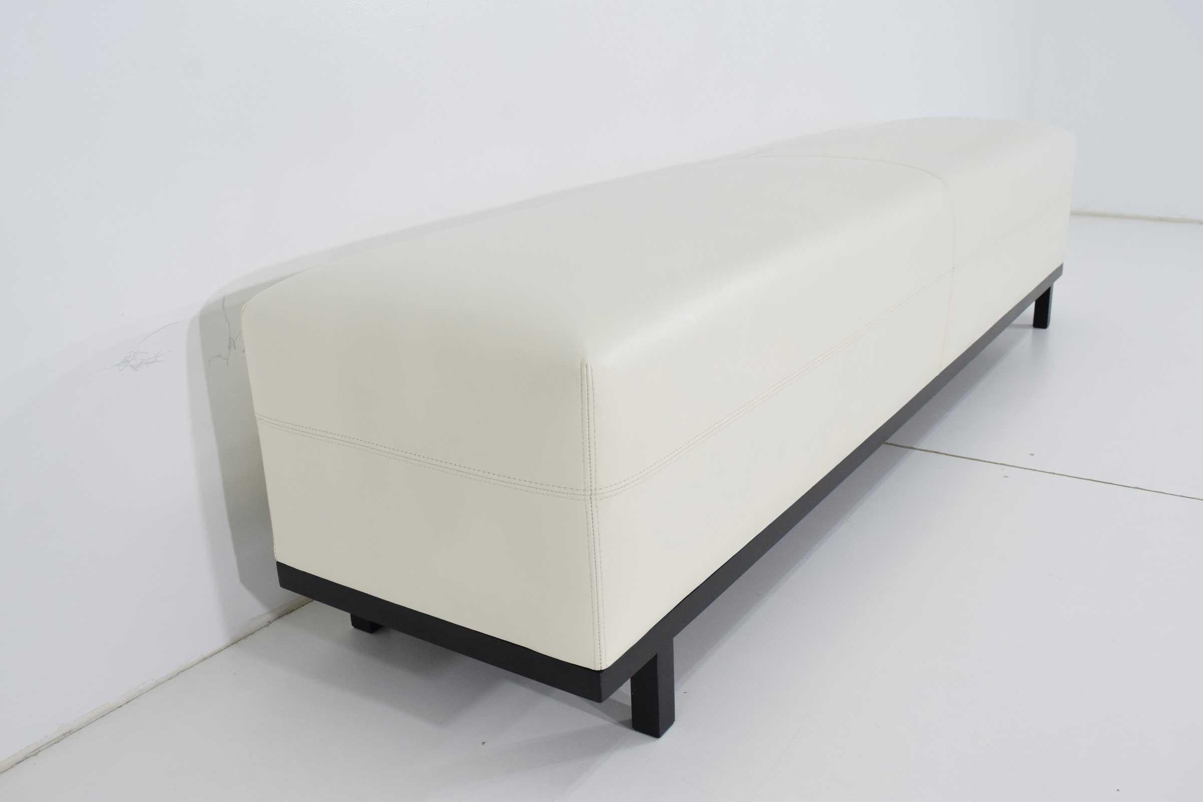Pair of Christian Liaigre Nankin Benches in White Leather In Good Condition In Dallas, TX