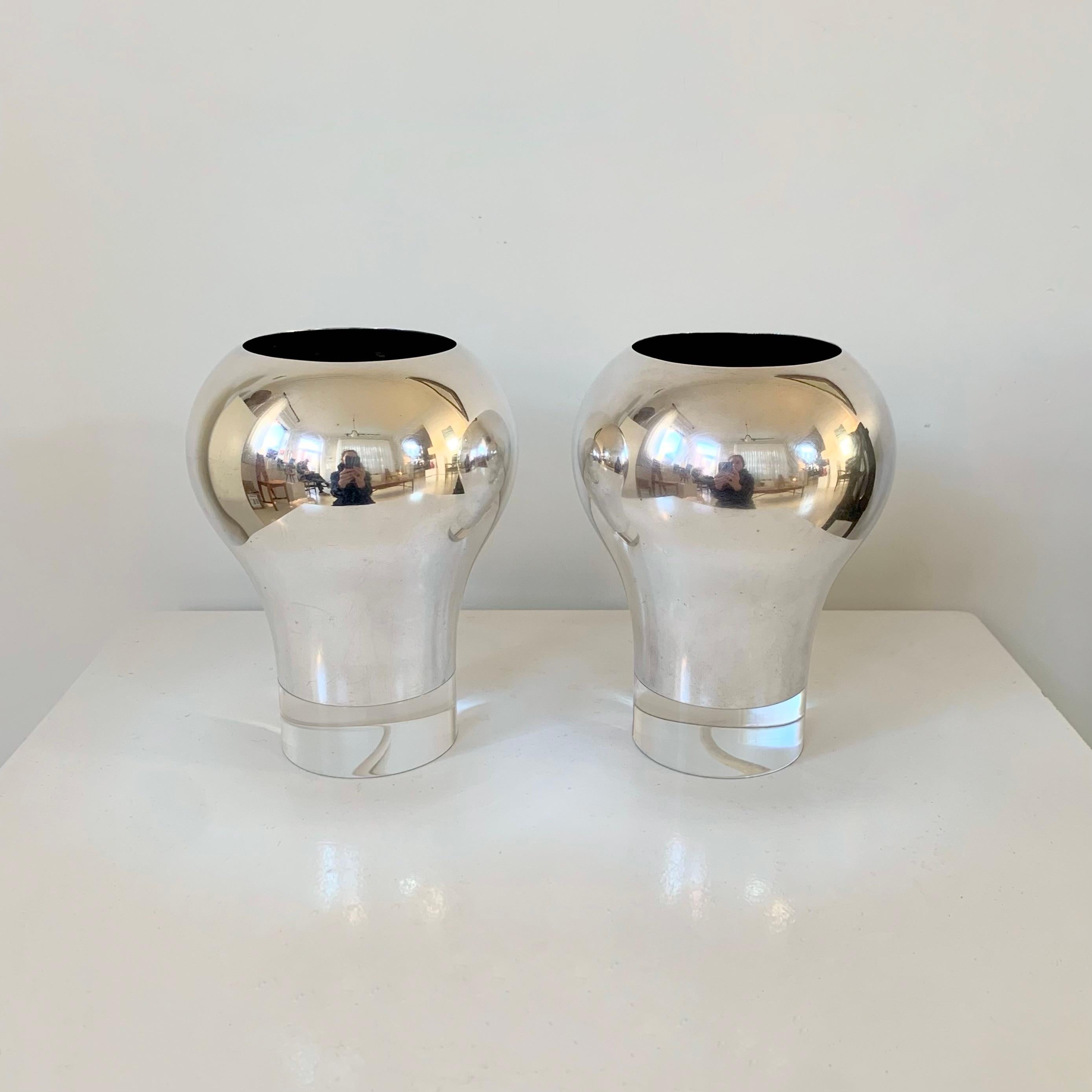 Paire de lampes de bureau signées Christofle, en métal argenté et perspex, vers 1960, France. en vente 7