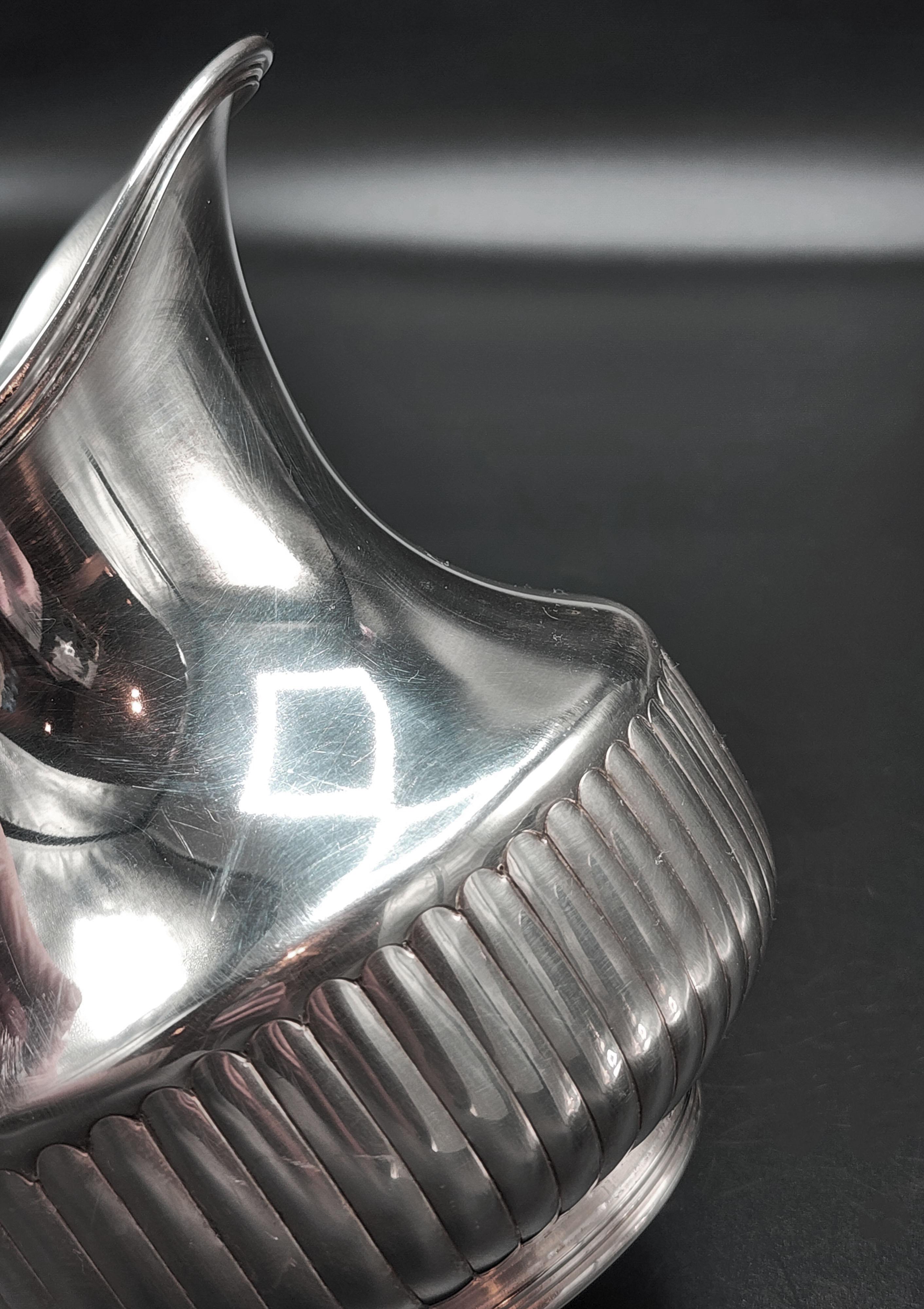 Pareja de jarras de metal plateado Christofle en Bueno estado para la venta en Autonomous City Buenos Aires, CABA
