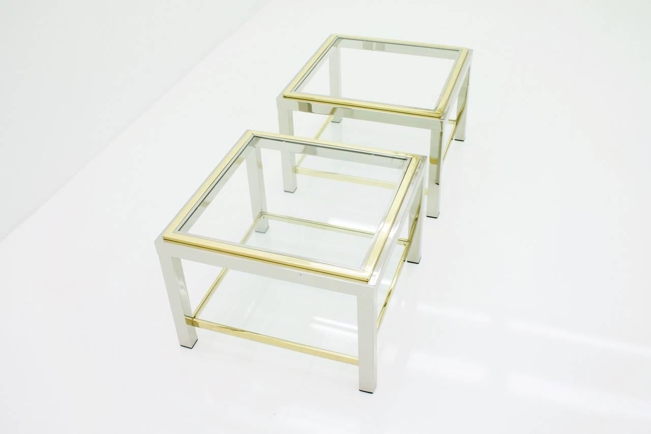 Only one (1) Table is still available ...!

Beautiful side table in chrome, glass and brass.

Very good condition.