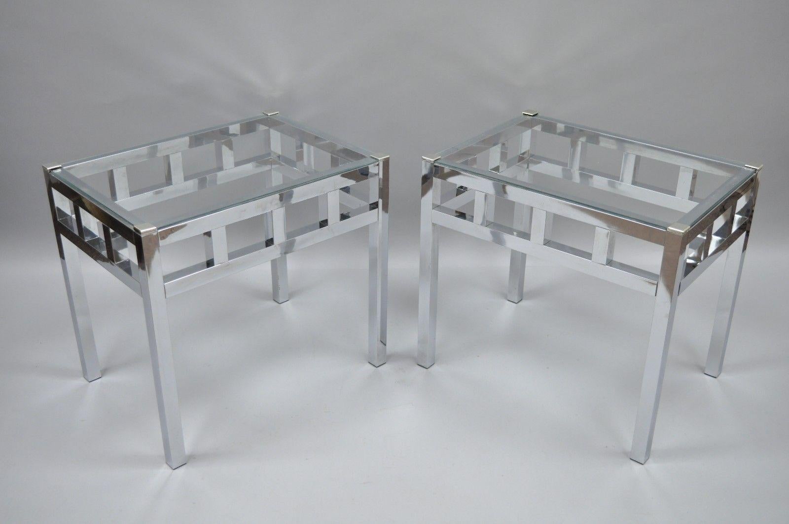 Pair of Chrome and Glass Mid-Century Modern End Tables in Milo Baughman Style For Sale 7