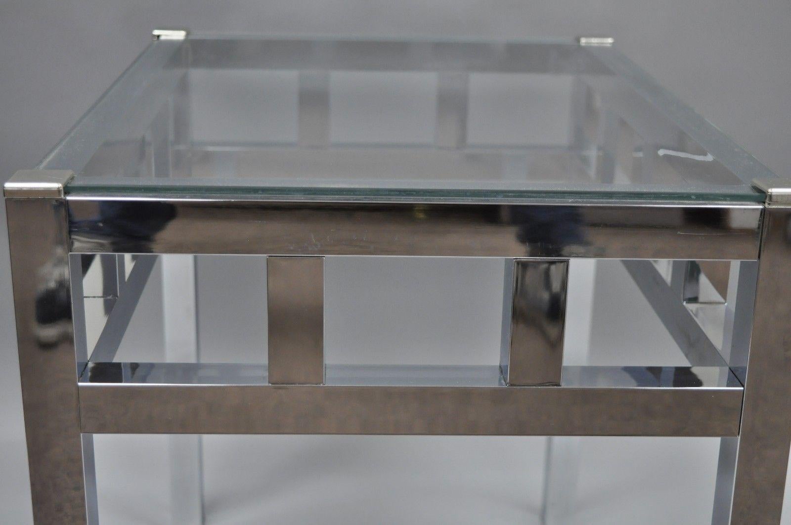 Pair of Chrome and Glass Mid-Century Modern End Tables in Milo Baughman Style For Sale 1