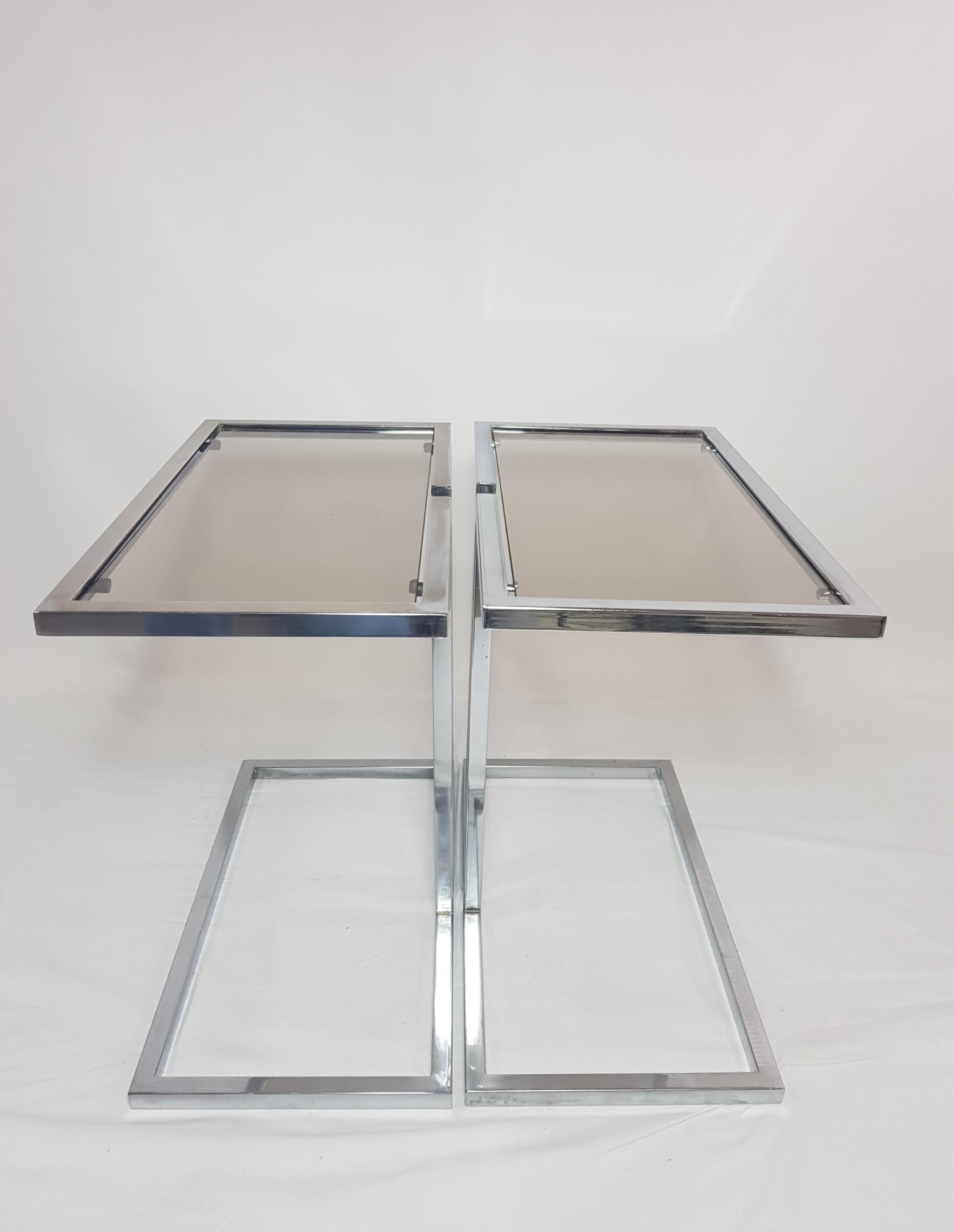 20th Century Pair of Chrome and Glass Sofa Side Tables, 1970s For Sale