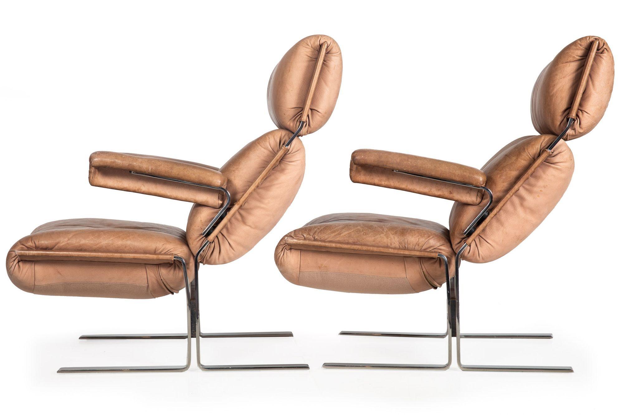 Mid-Century Modern Pair of Chrome and Leather Lounge Chairs with Ottomans by Richard Hersberger For Sale