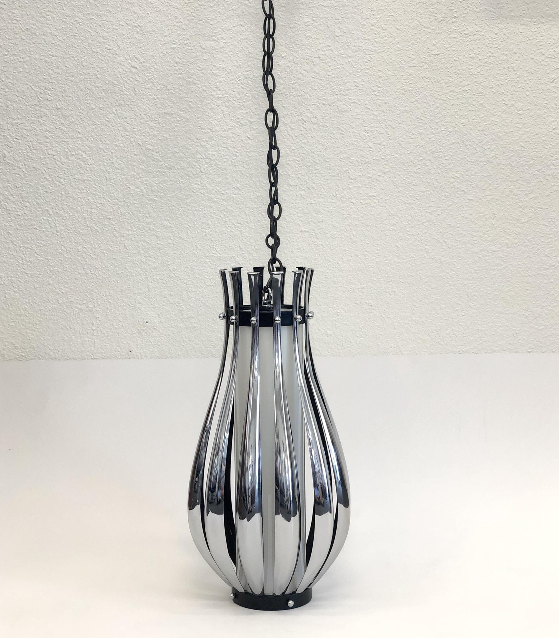 Modern Pair of Chrome and White Glass Pendant Lamps by Sonneman For Sale