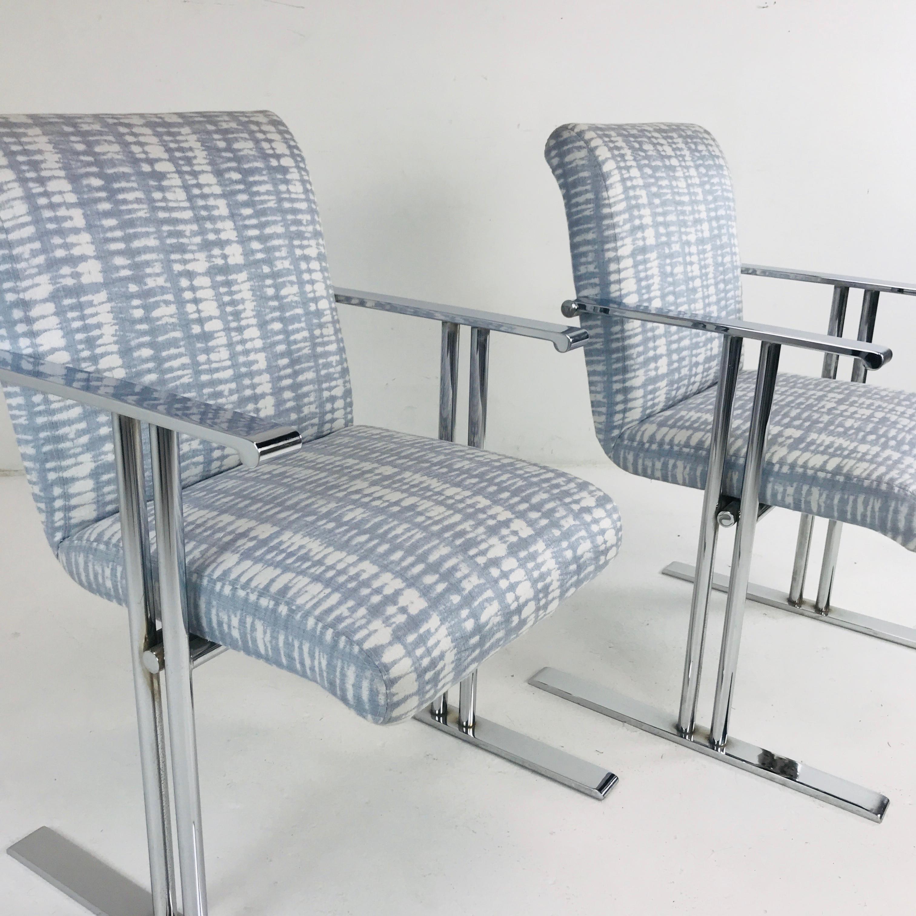 Mid-Century Modern Pair of Chrome Armchairs by Directional For Sale