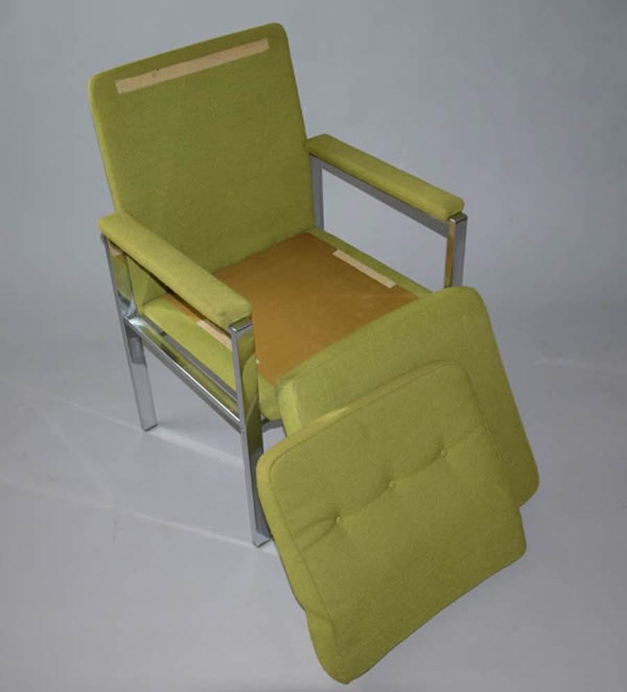 Paar verchromte Sessel im Stil von Milo Baughman, 1970er Jahre (Moderne der Mitte des Jahrhunderts) im Angebot