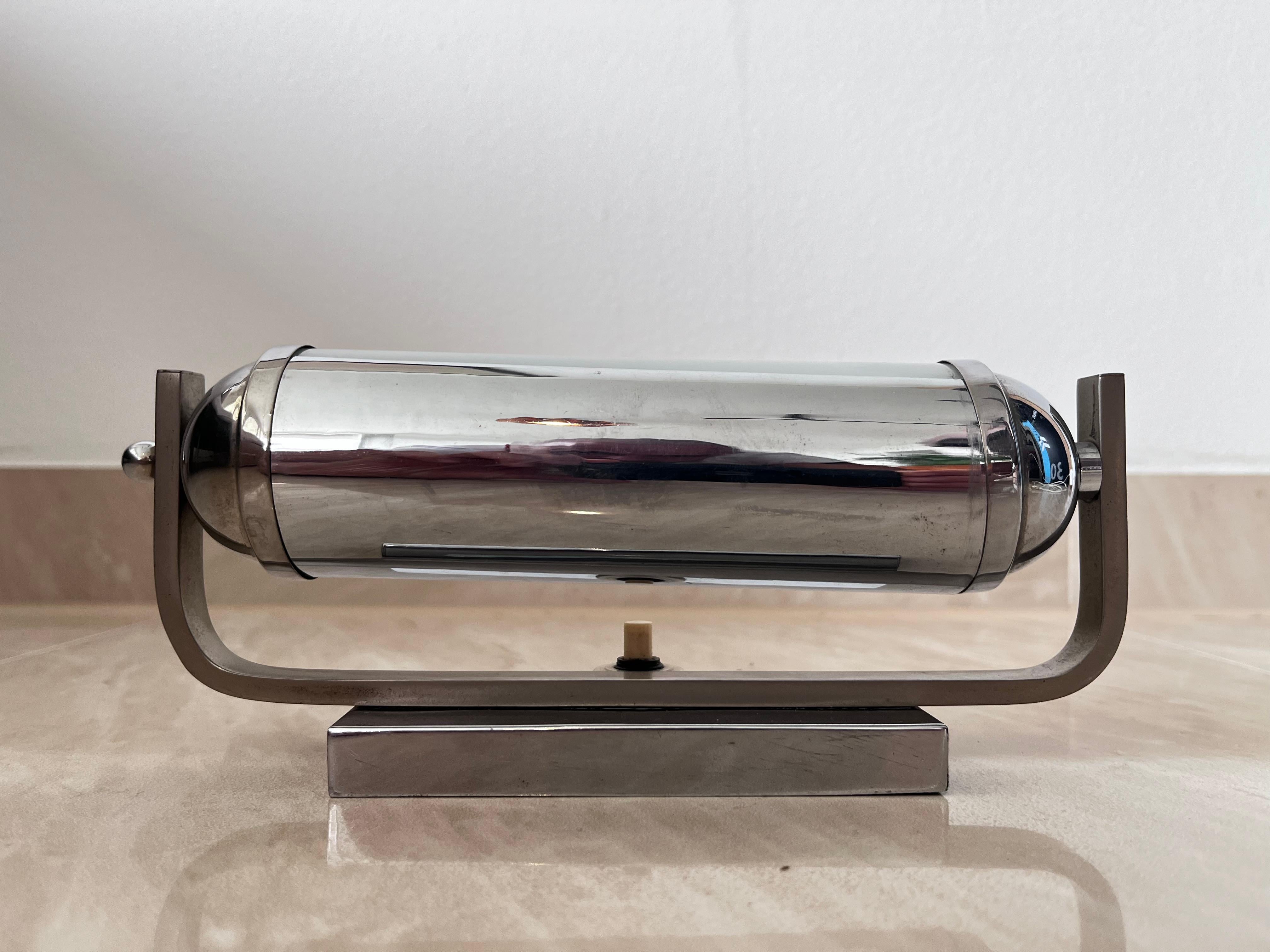 Pair of Chrome Bauhaus / Functionalist Wall Lamps with adjustable shades- 1930s  For Sale 1