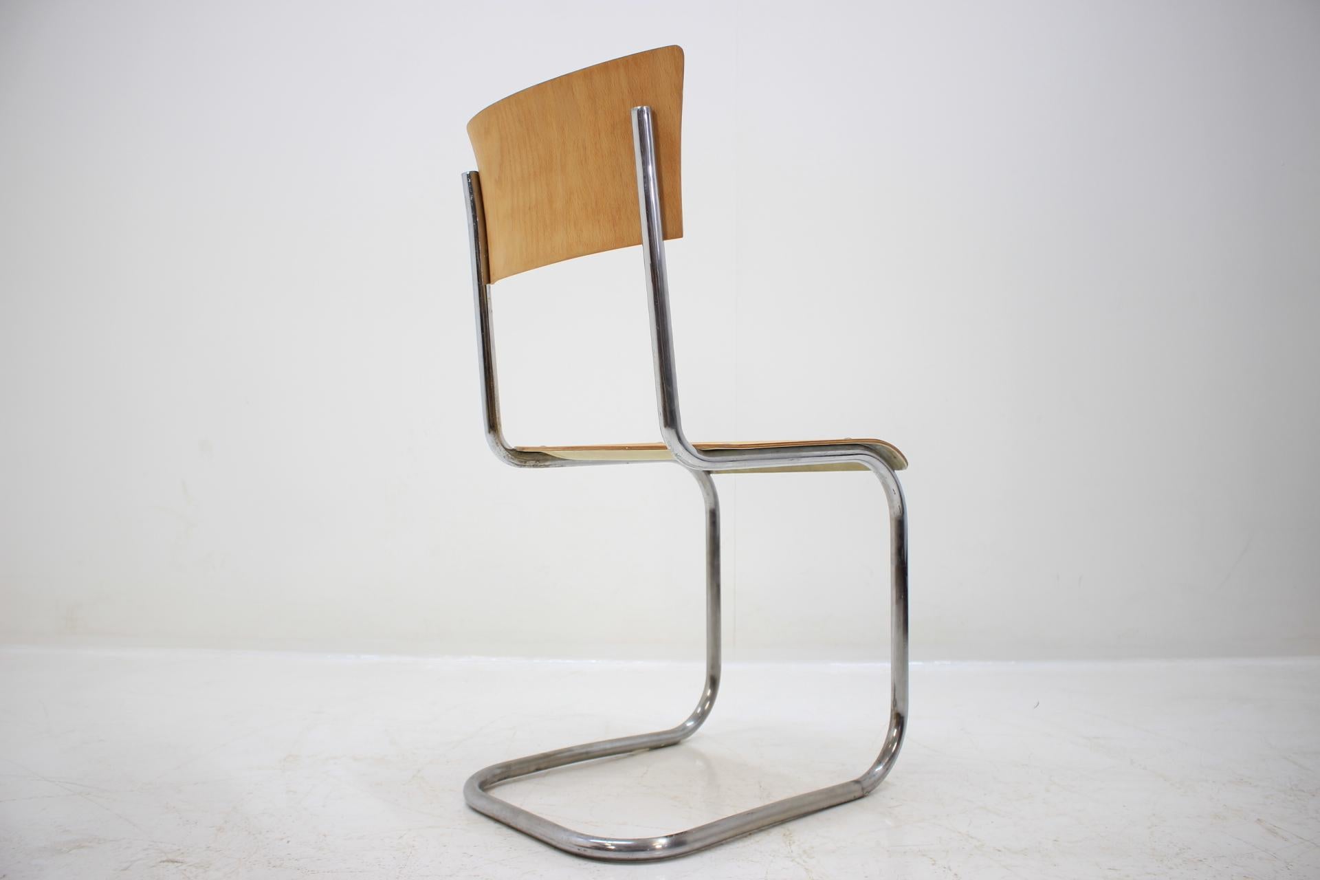 Pair of Chrome Bauhaus Robert Slezák Chairs, 1930s 1