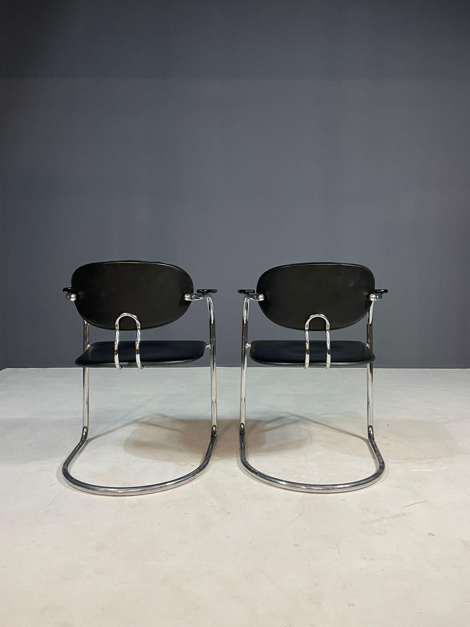 Pair of Chrome Bauhaus Style Chairs by Effezeta, Italy, 1980s In Good Condition For Sale In Prague 8, CZ