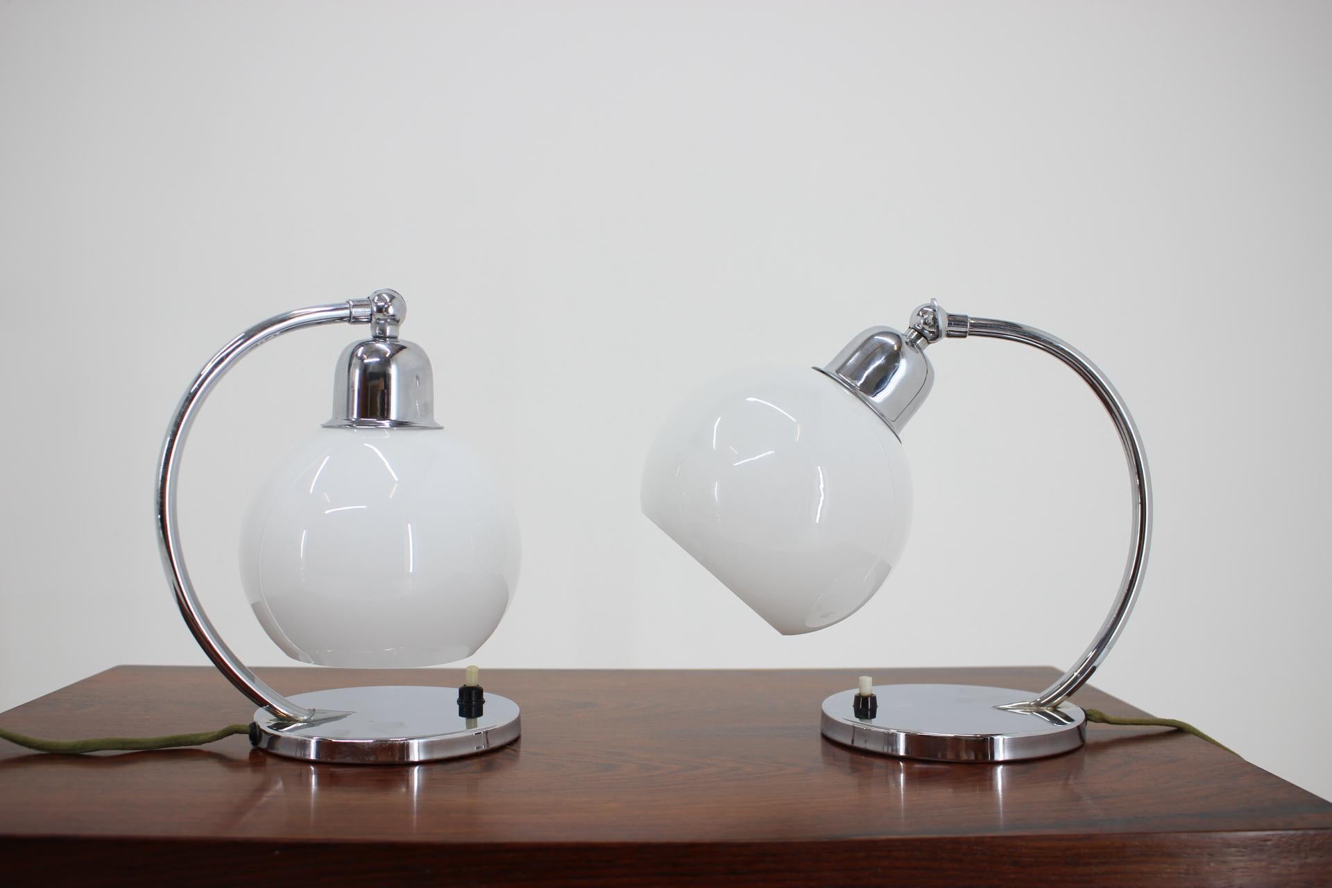 Czech Pair of Chrome Bauhaus Table Lamps, 1930s For Sale