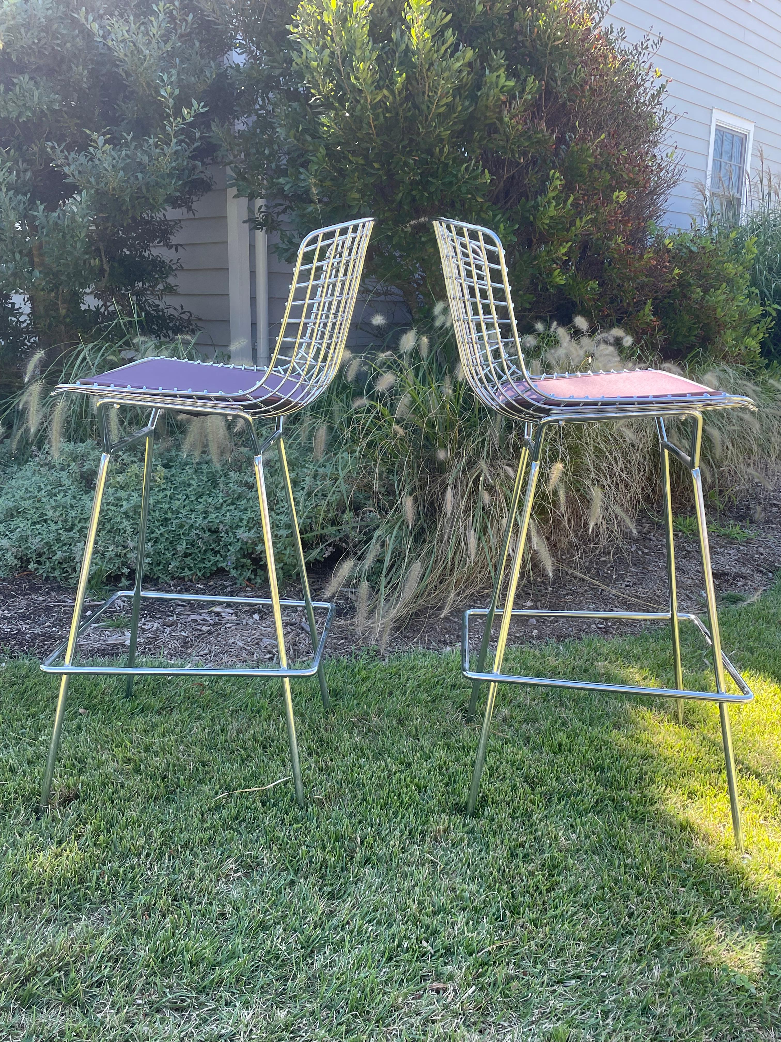 20th Century Pair of Chrome Bertoia Bar Stools from Knoll For Sale