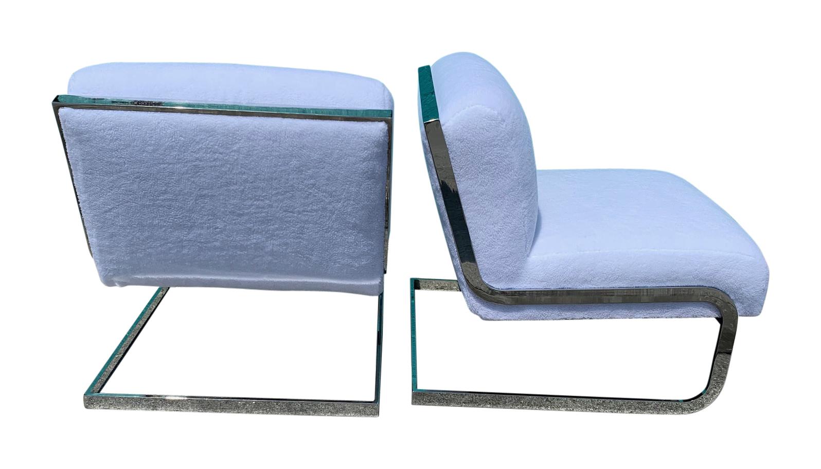North American Pair of Chrome Cantilever Lounge Chairs Attributed to Milo Baughman