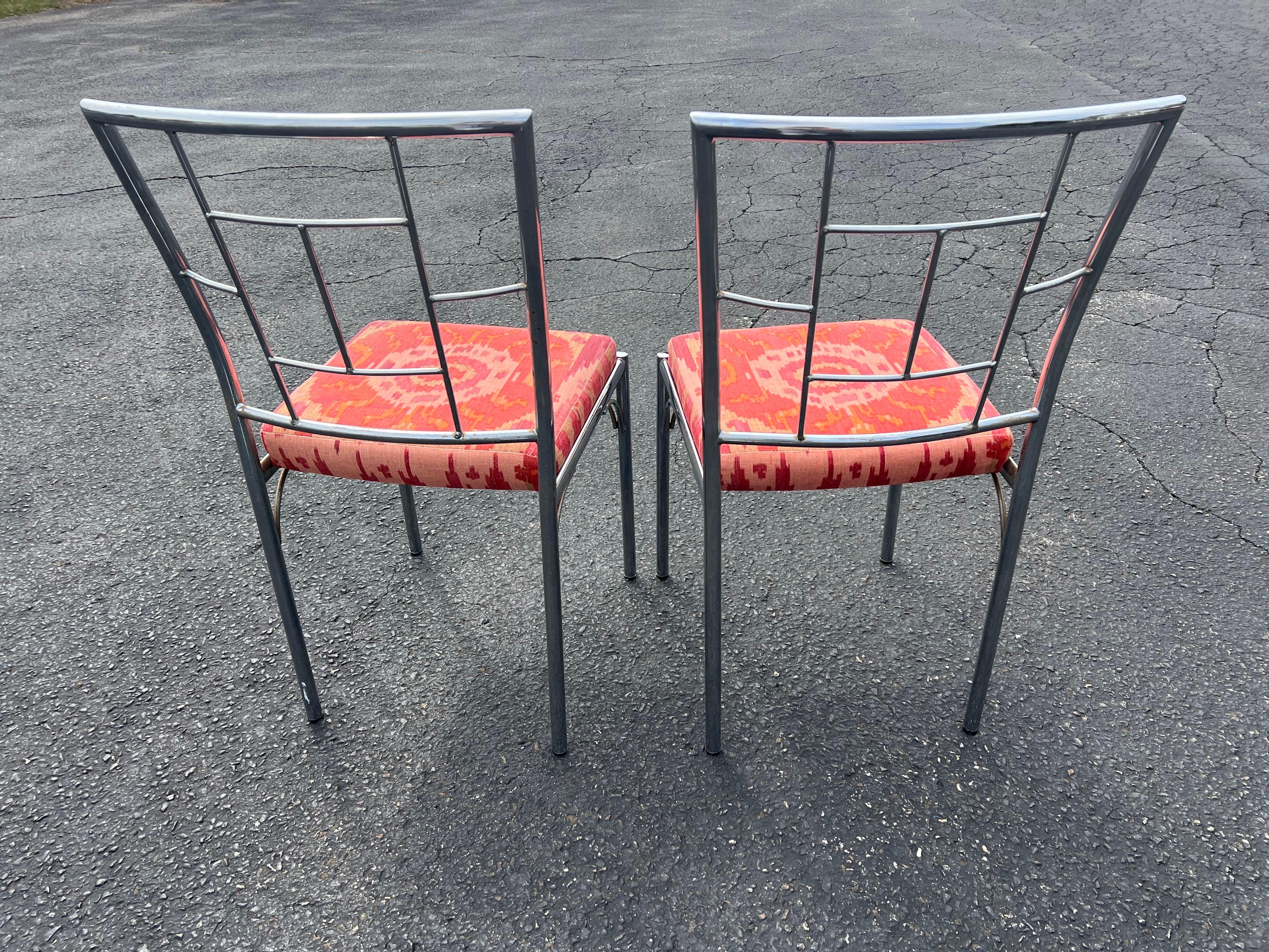 Paire de chaises chromées Chinoiserie en vente 1