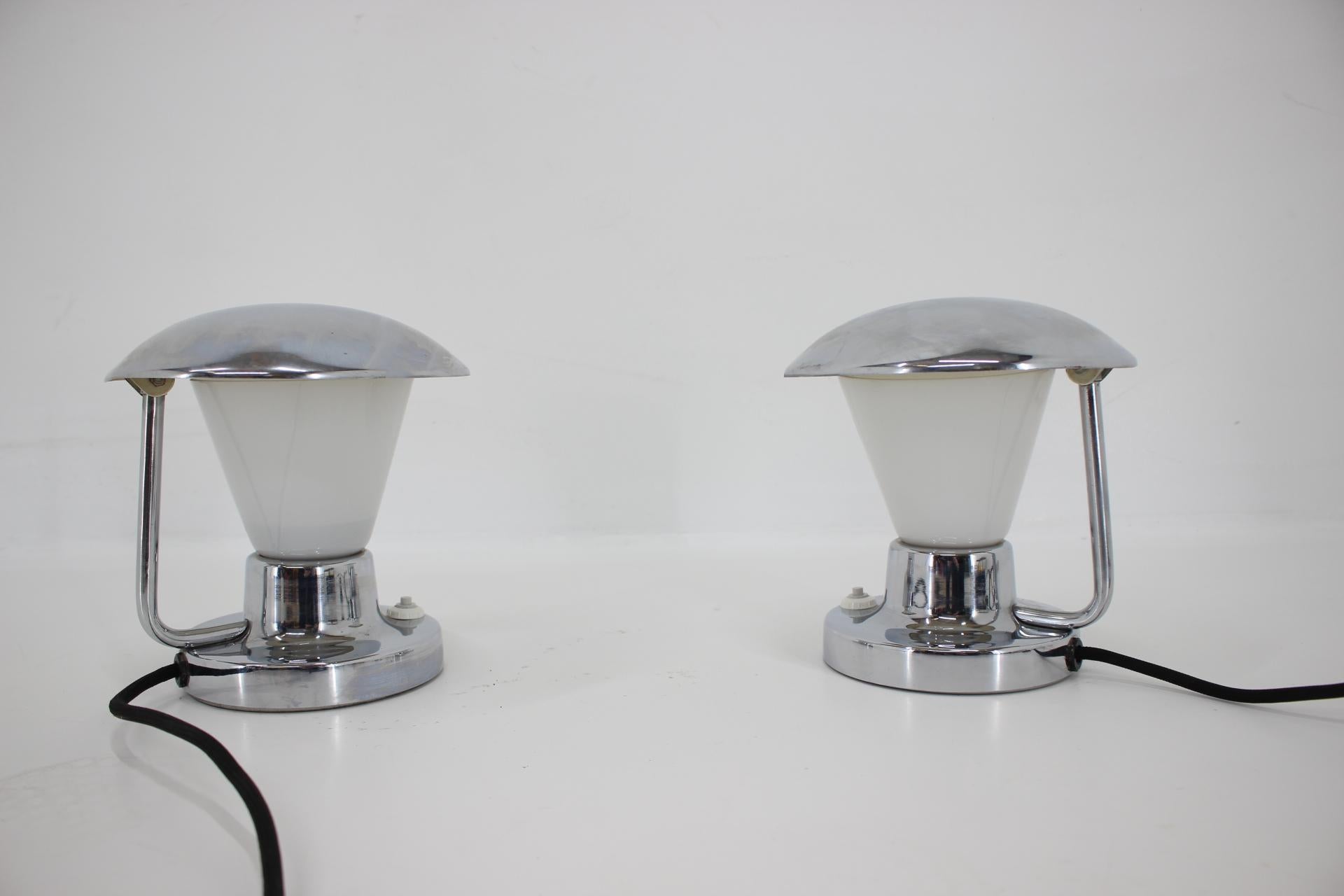 Pair of Chrome Glass Bauhaus Table Lamps, 1930s For Sale 2
