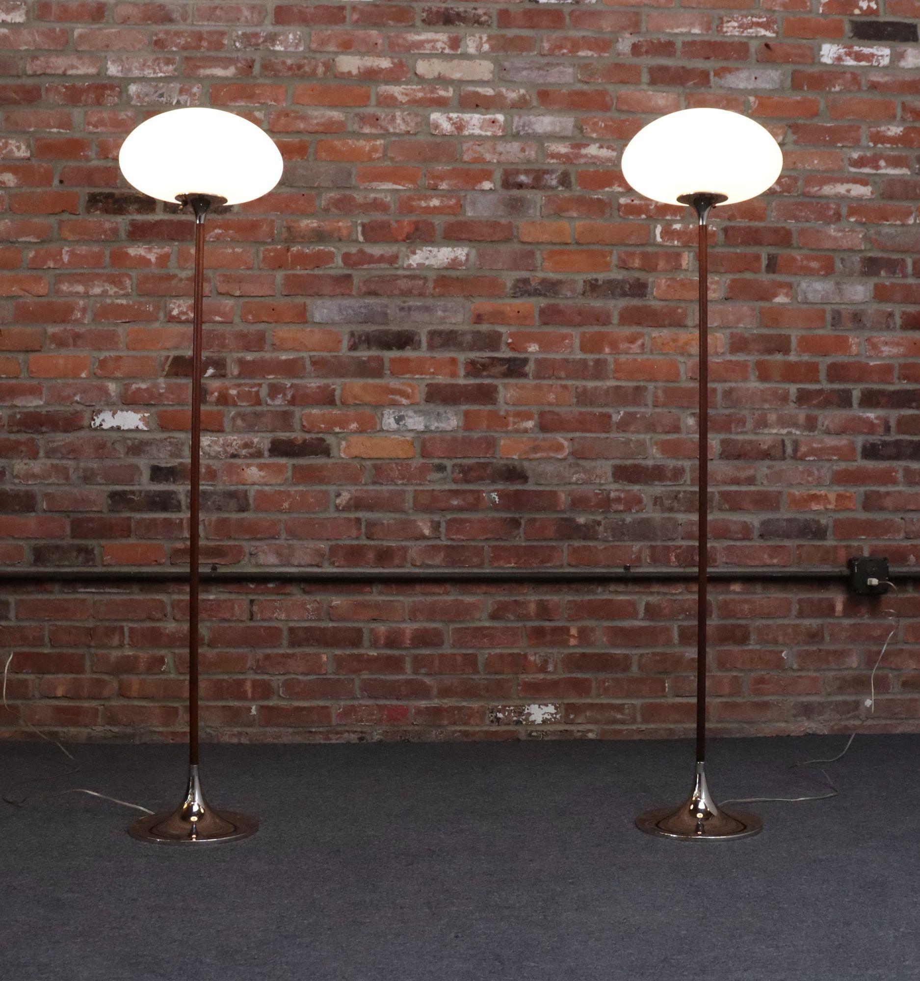 Mid-Century Modern Pair of Chrome Laurel Floor Lamps with Frosted Mushroom Shades and Walnut Stems For Sale