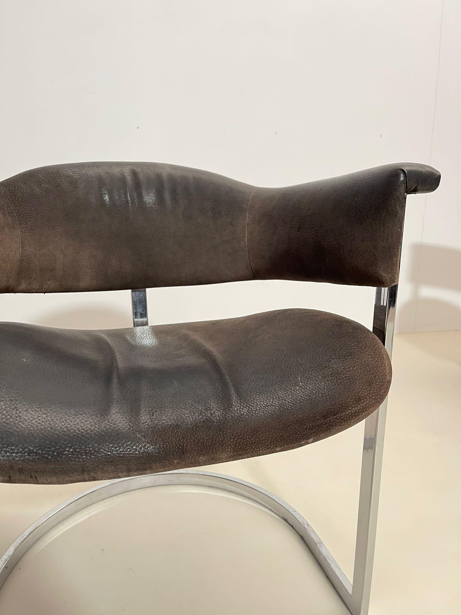Coppia di poltrone cromate e in pelle di Vittorio Introini per Mario Sabot, anni '70 in vendita 7