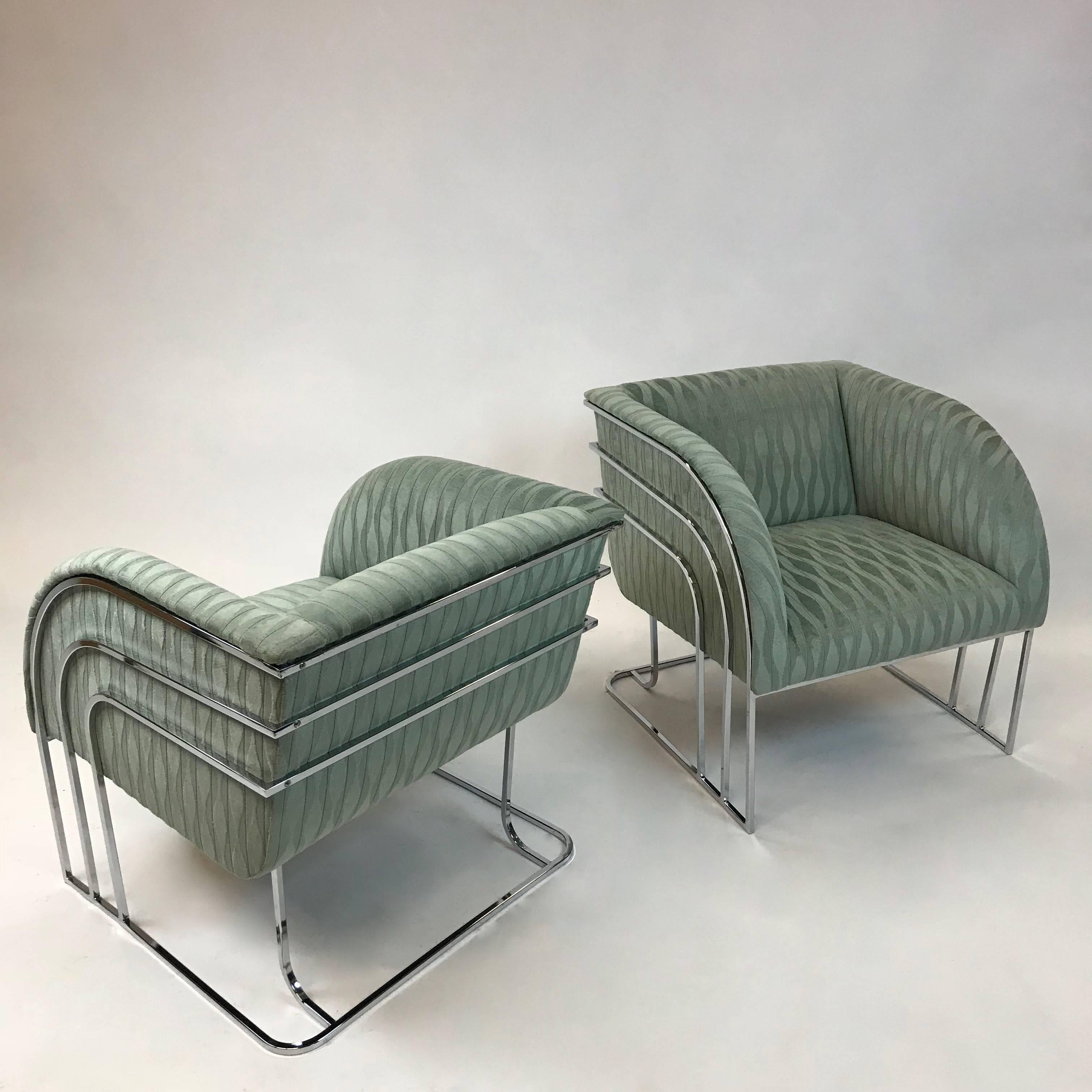 Pair of Chrome Lounge Chairs By George Mergenov  In Good Condition For Sale In Brooklyn, NY