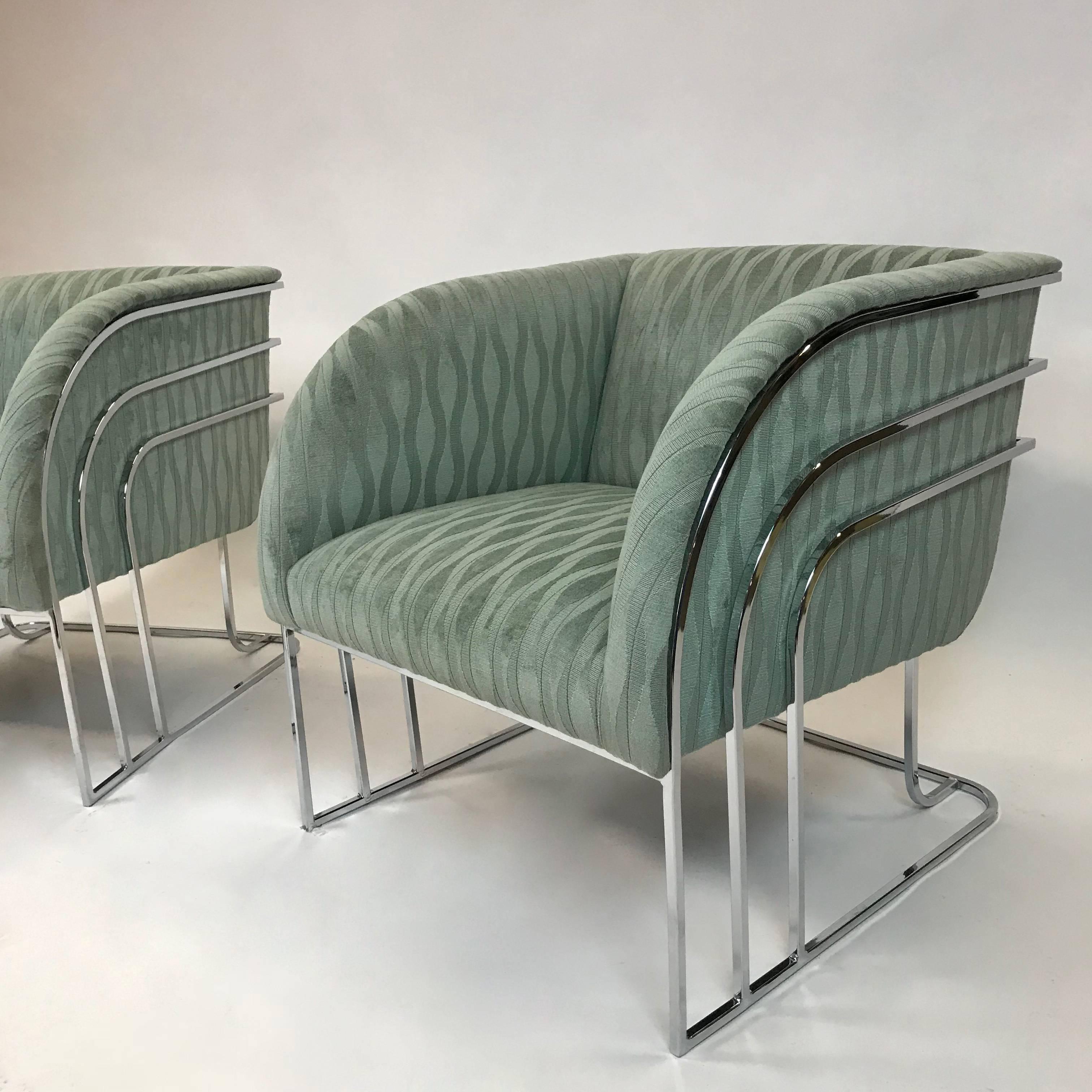 20th Century Pair of Chrome Lounge Chairs By George Mergenov  For Sale