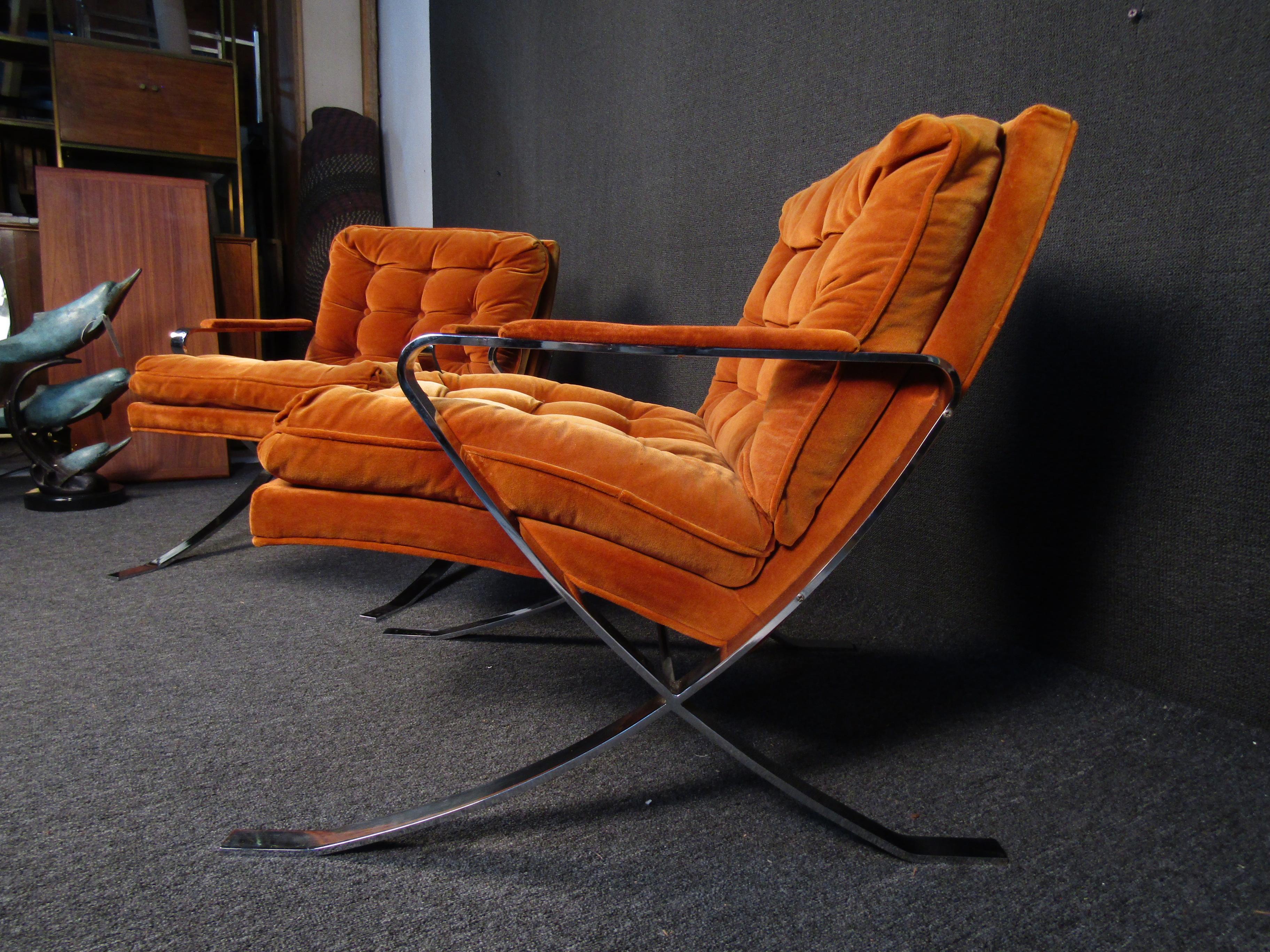 Pair of Chrome Lounge Chairs in Style of Milo Baumann 3