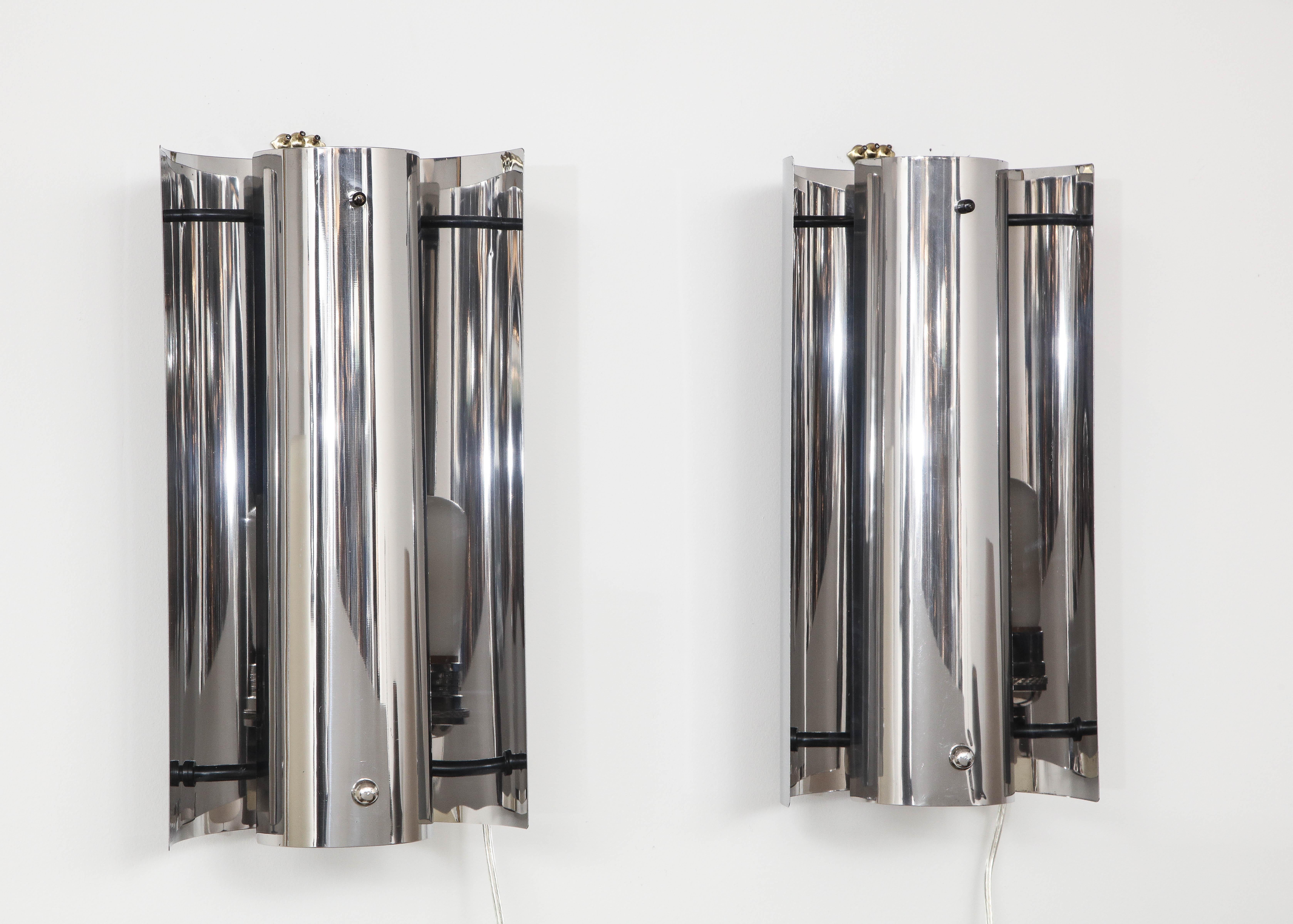 Late 20th Century Pair of Chrome Modernist Sconces, Italy, France, circa 1970